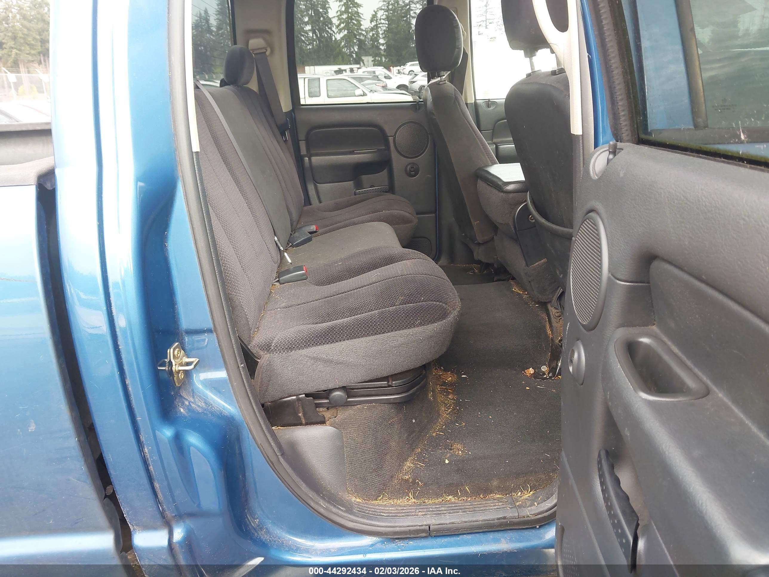 DODGE RAM image 8