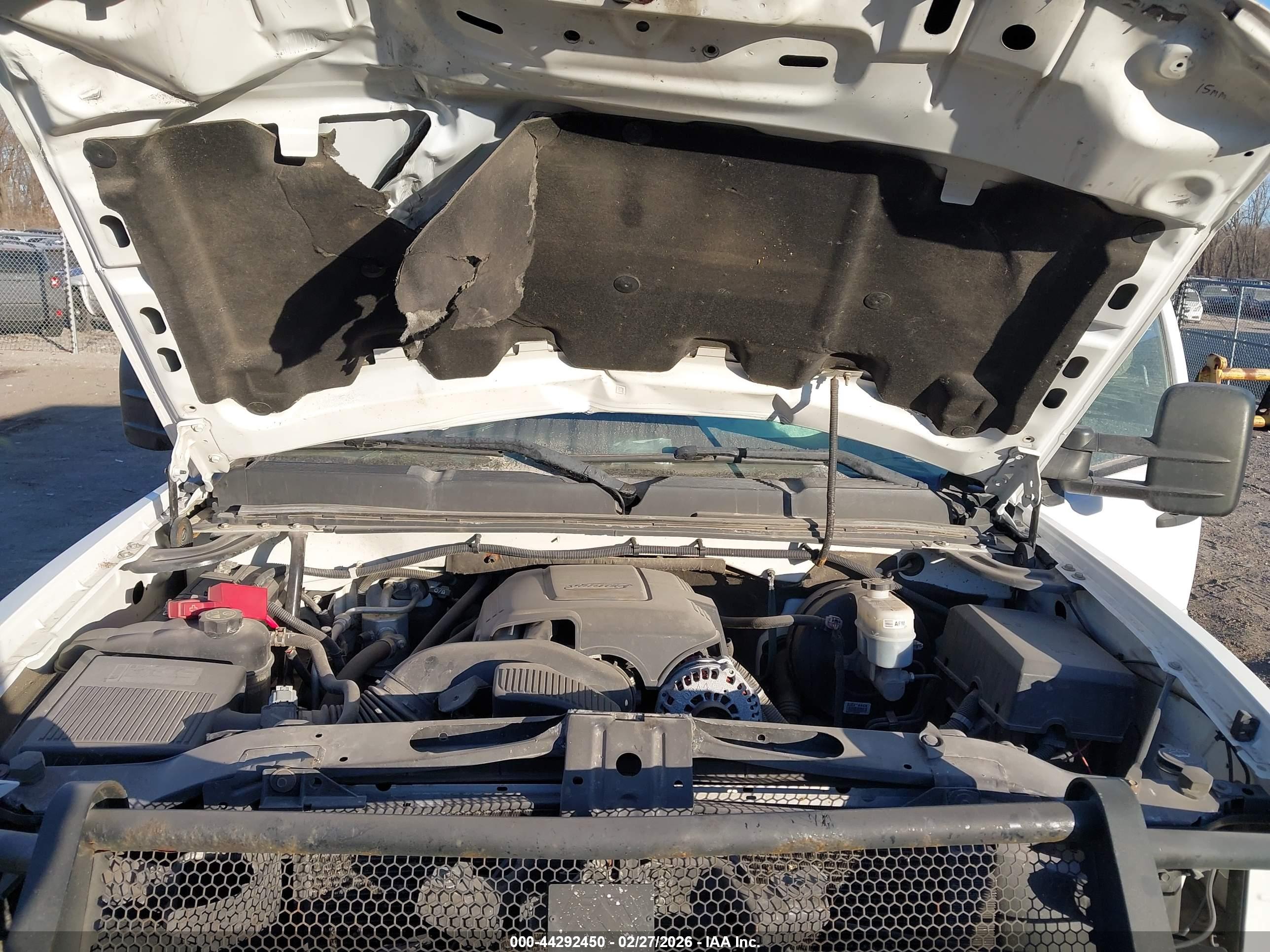CHEVROLET SILVERADO image 10