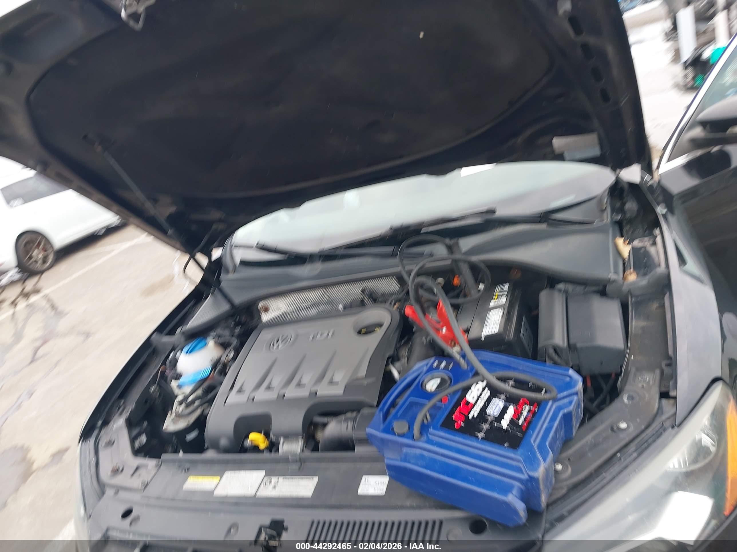 VOLKSWAGEN PASSAT image 10