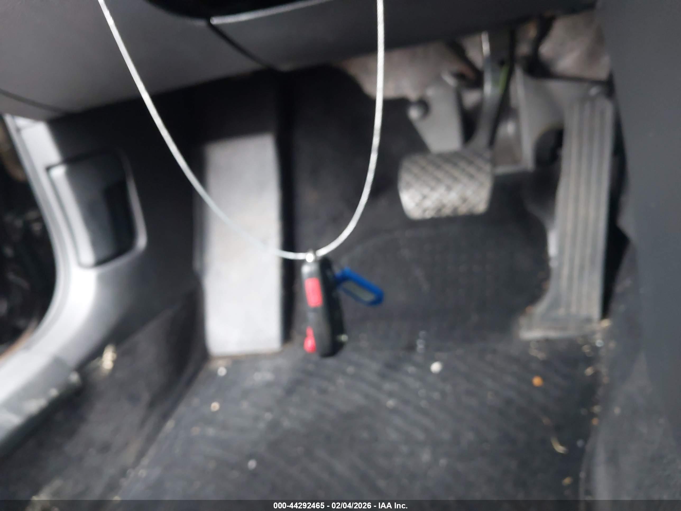 VOLKSWAGEN PASSAT image 11