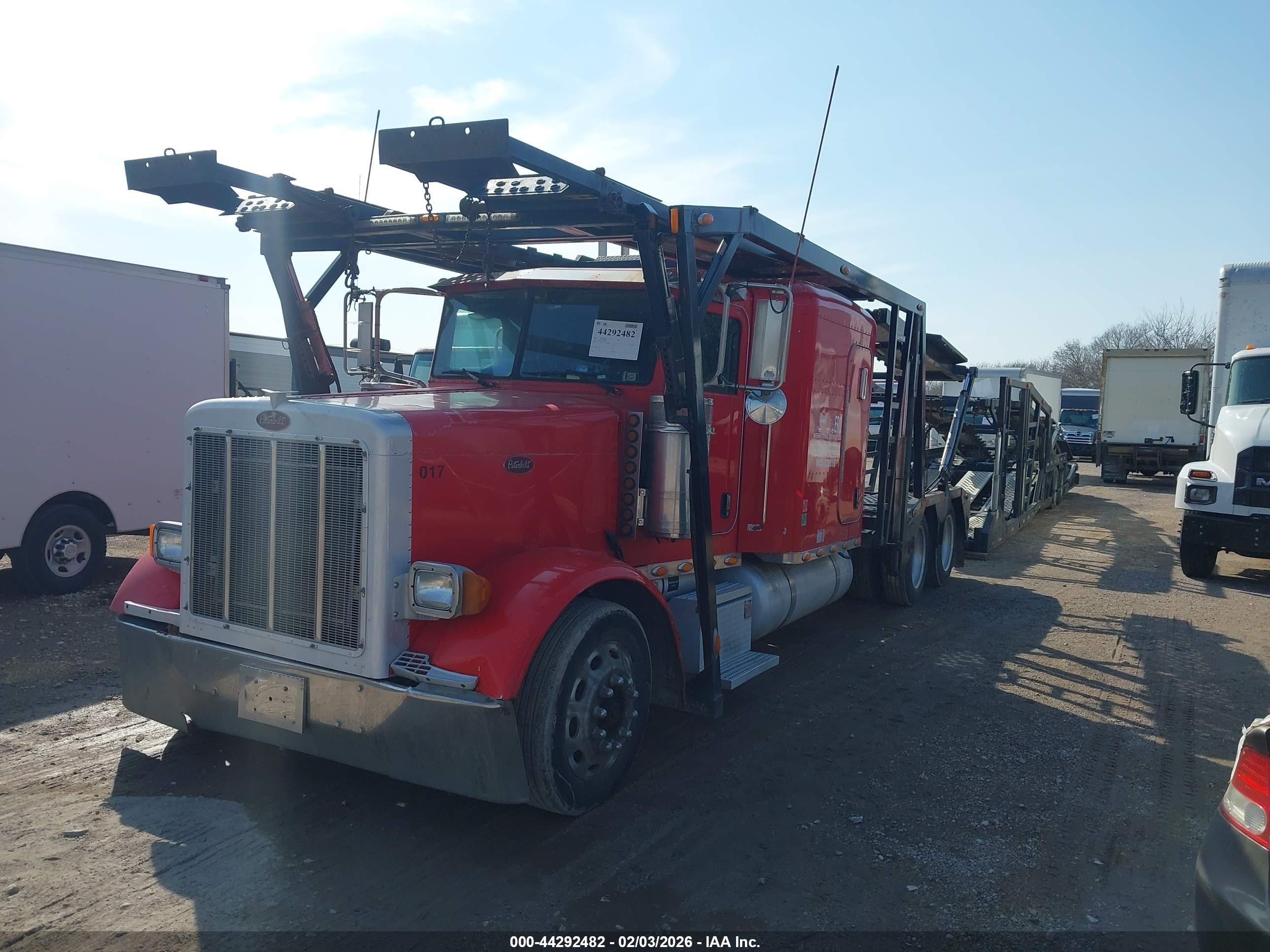 PETERBILT 379 image 2