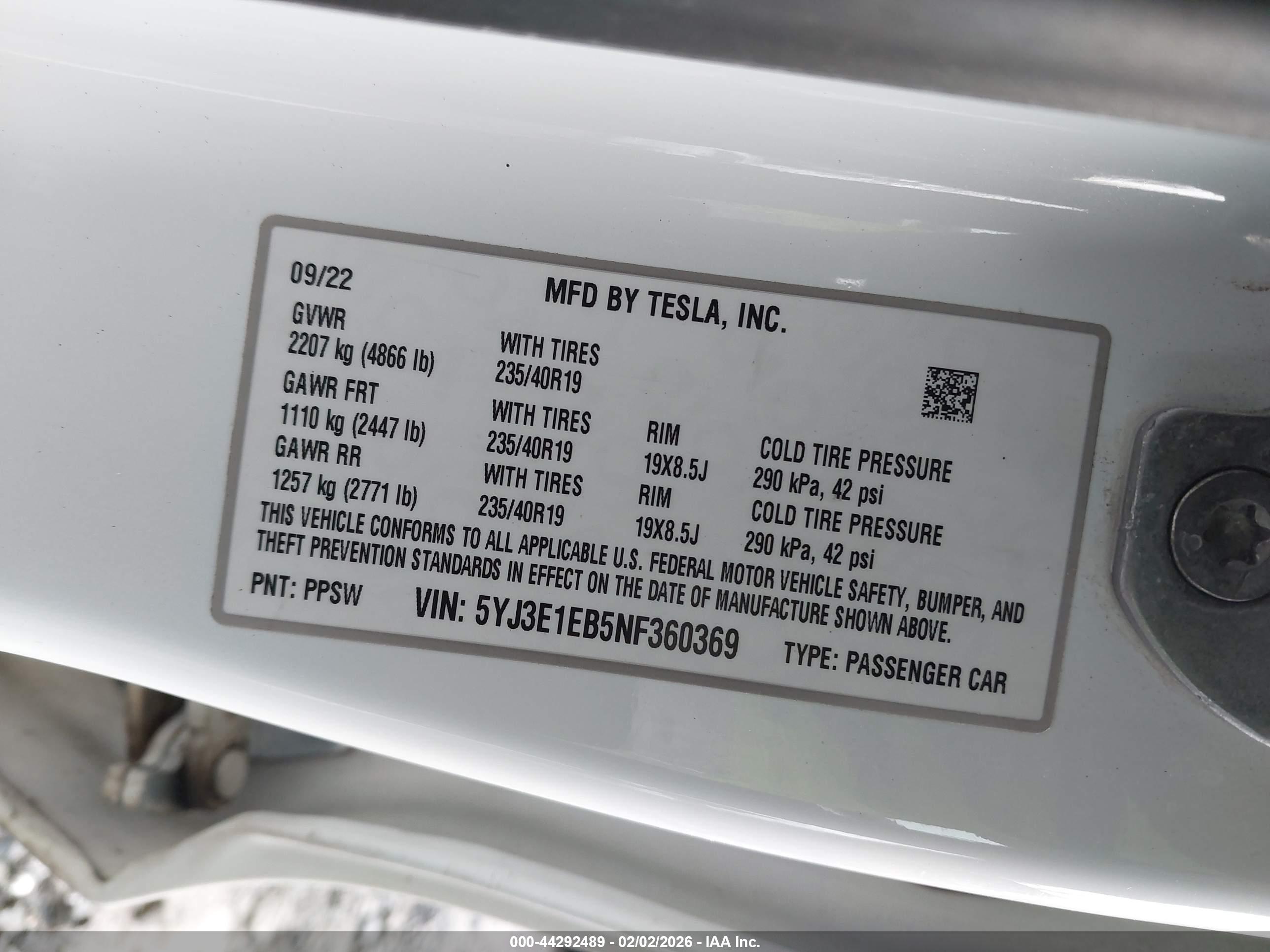 TESLA MODEL image 9