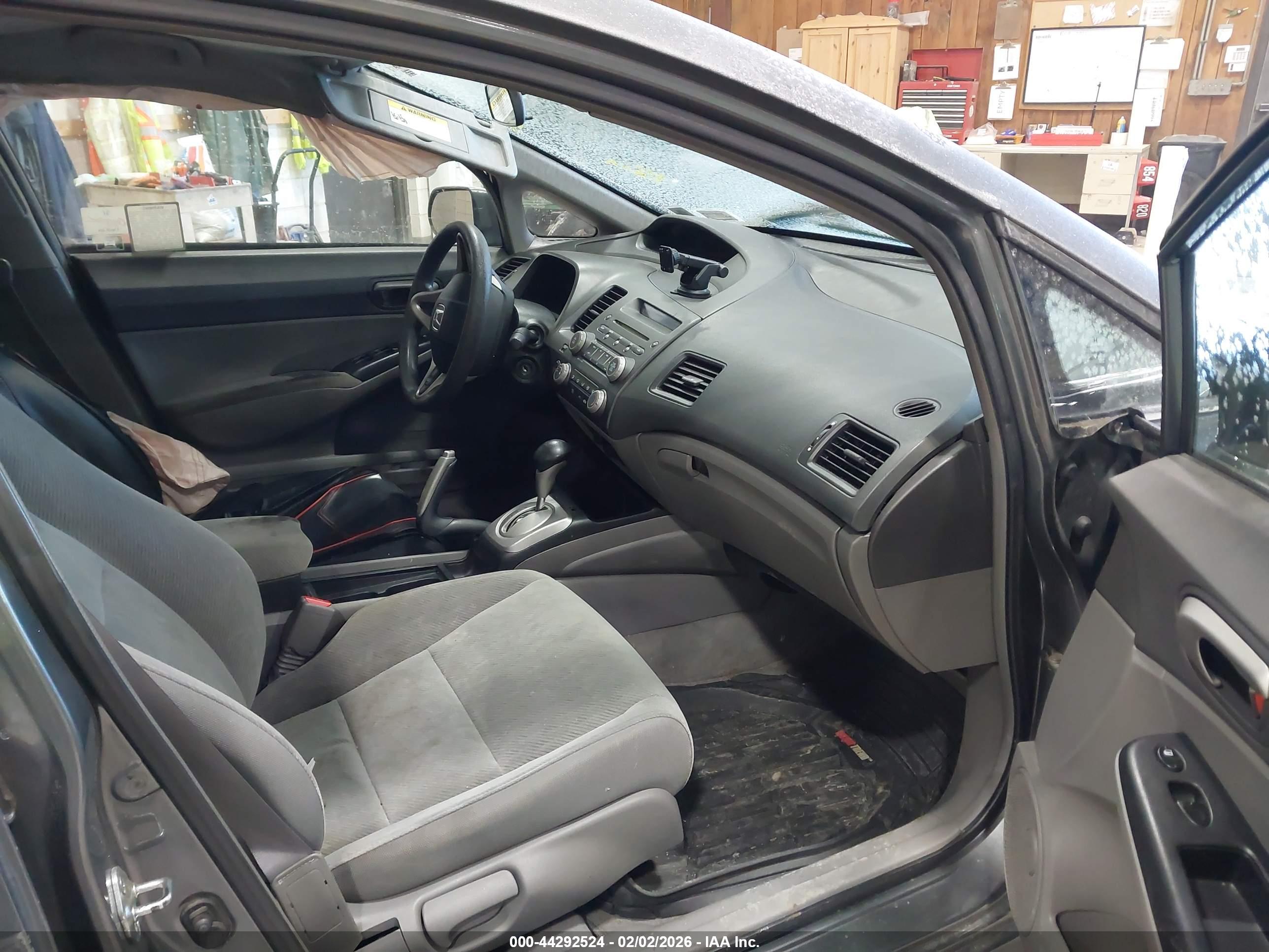 HONDA CIVIC image 5