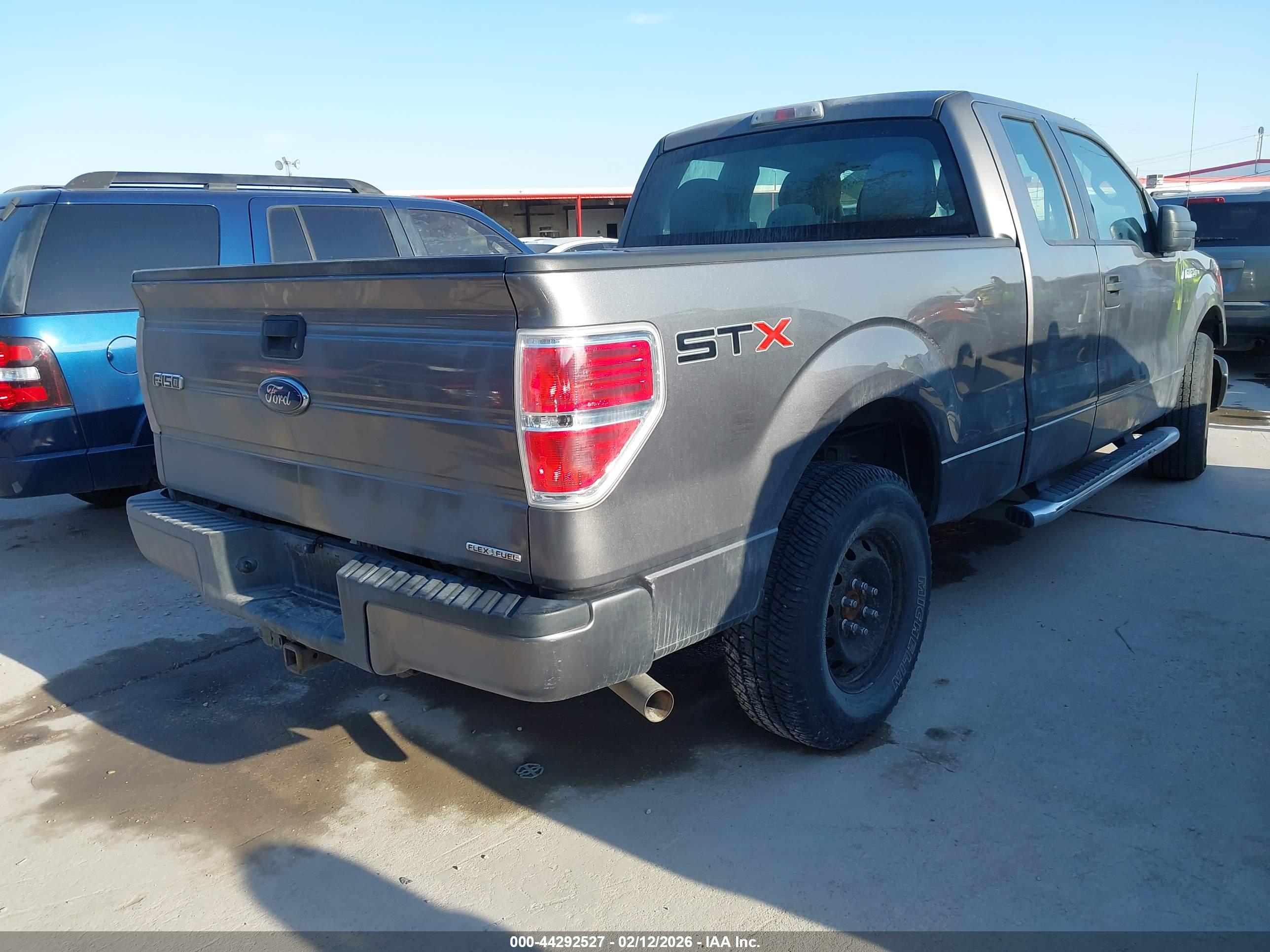 FORD F-150 image 4