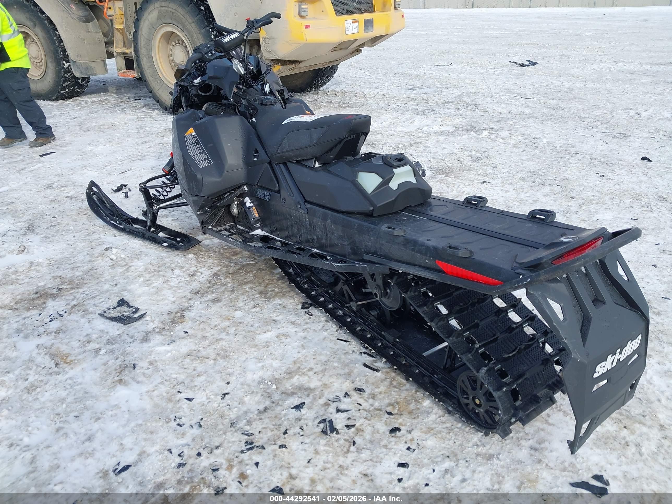 SKI DOO image 3