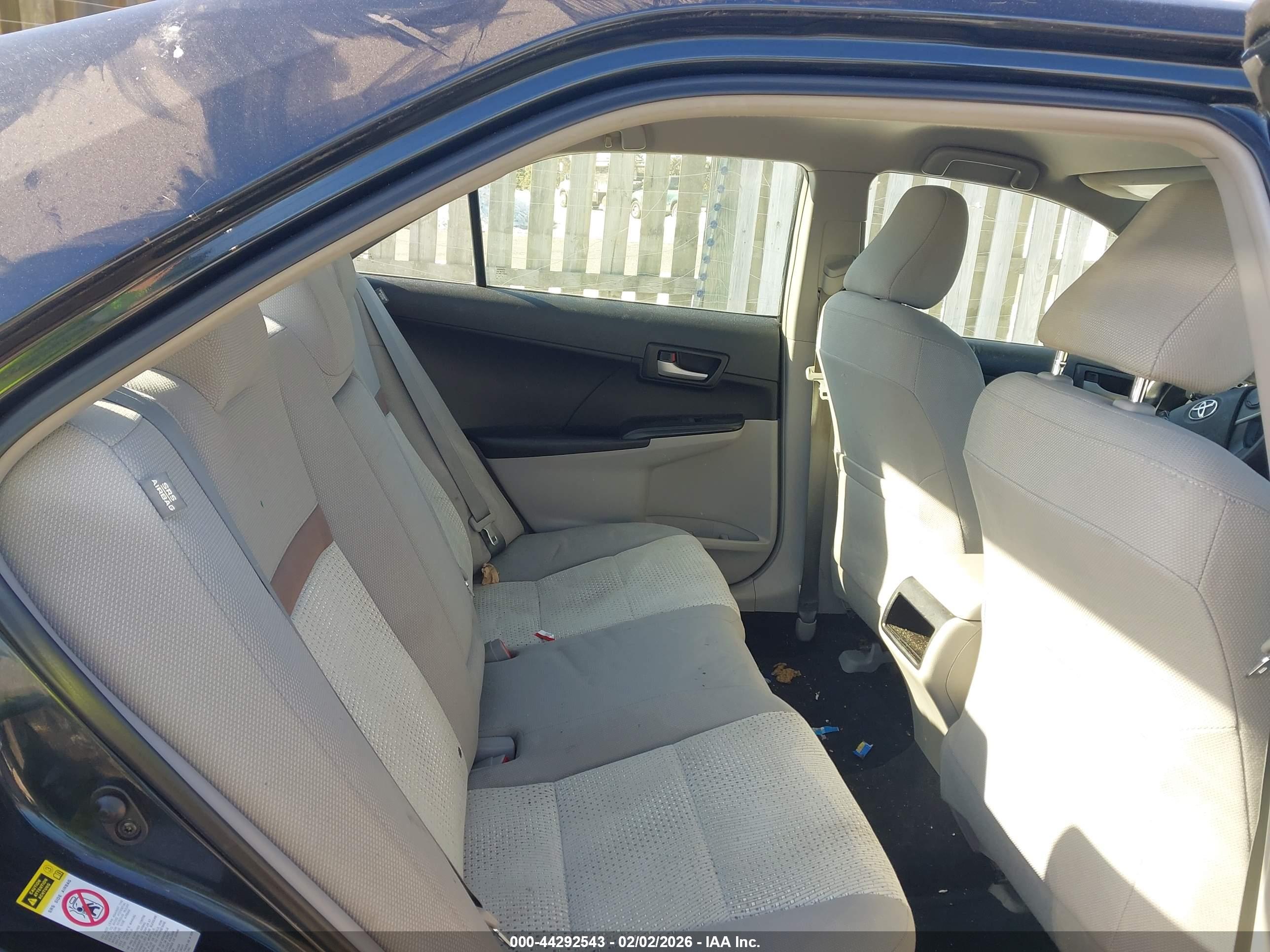 TOYOTA CAMRY image 8