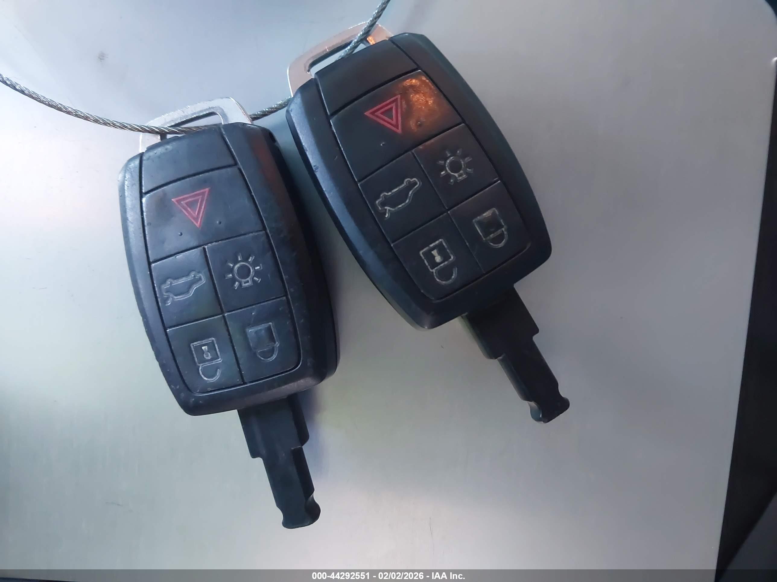 VOLVO S40 image 11