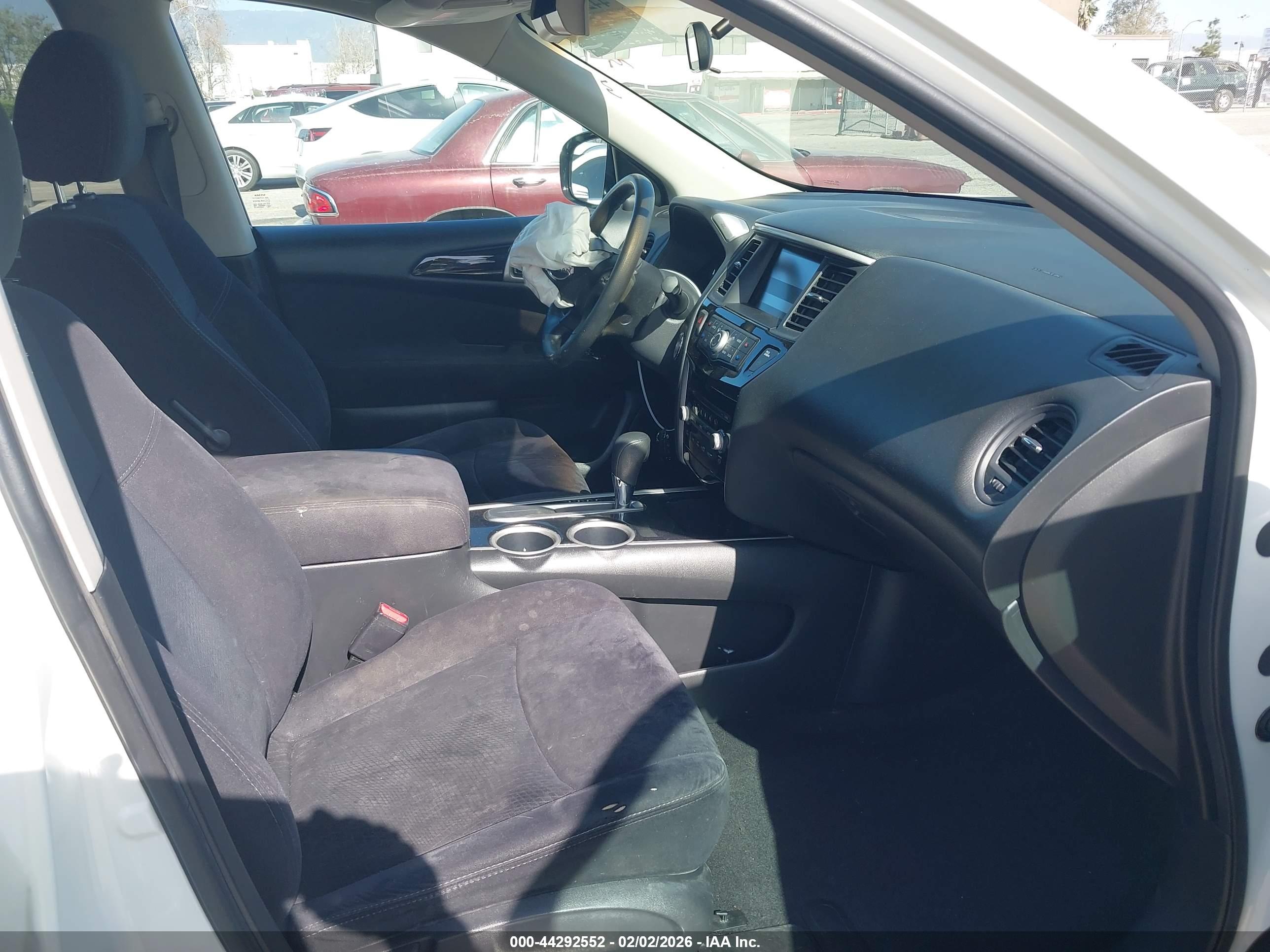 NISSAN PATHFINDER image 5