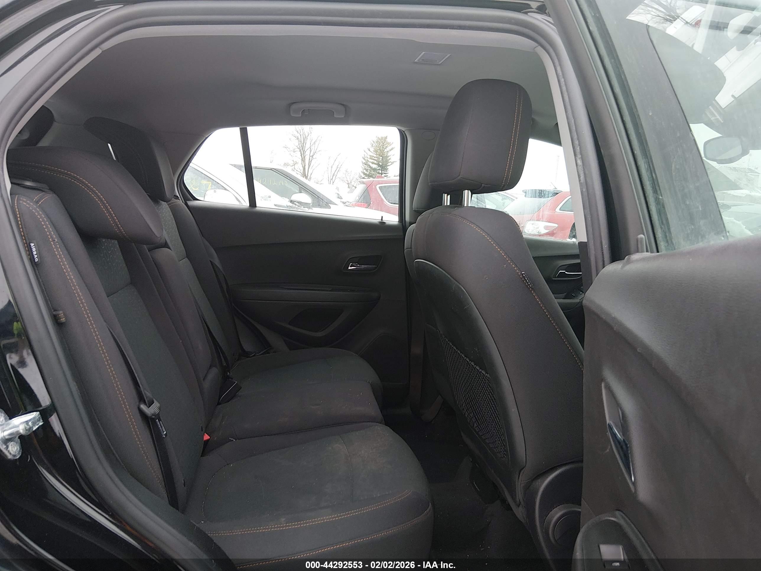CHEVROLET TRAX image 8