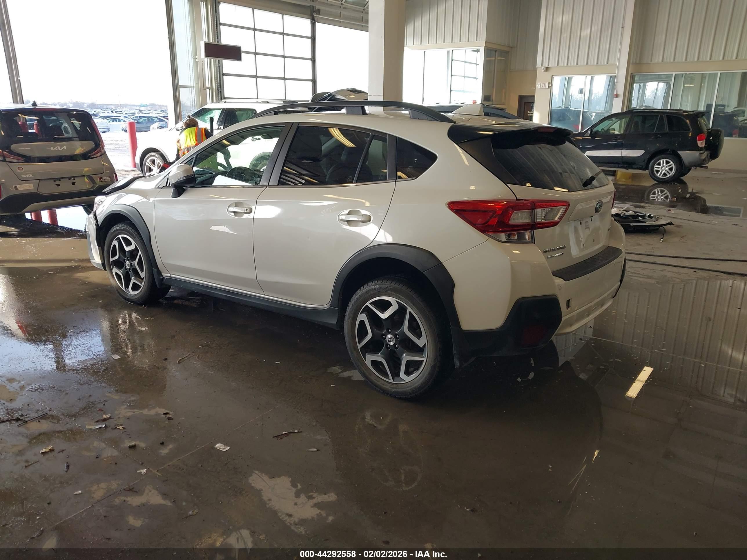 SUBARU CROSSTREK image 3