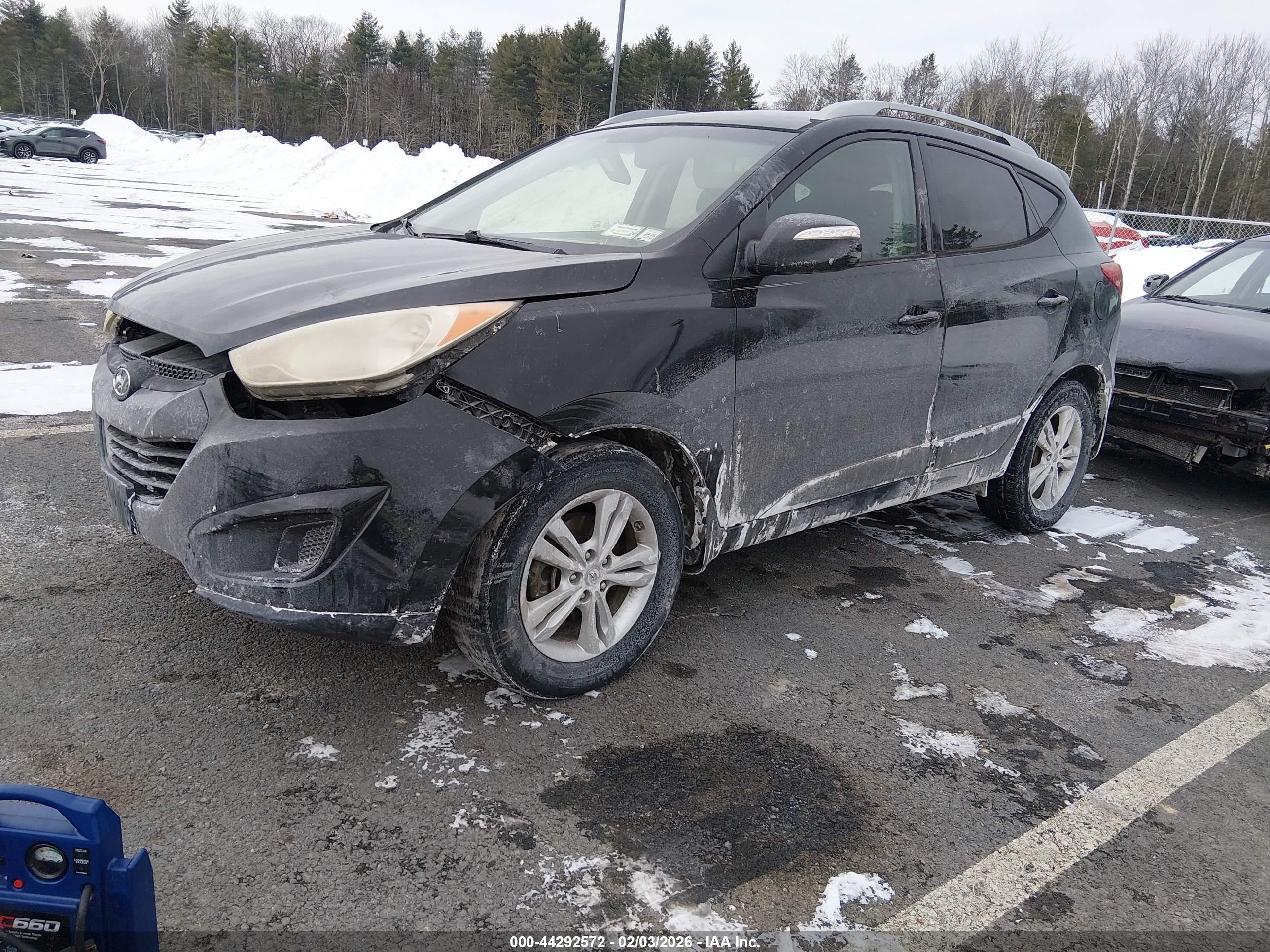 HYUNDAI TUCSON image 2