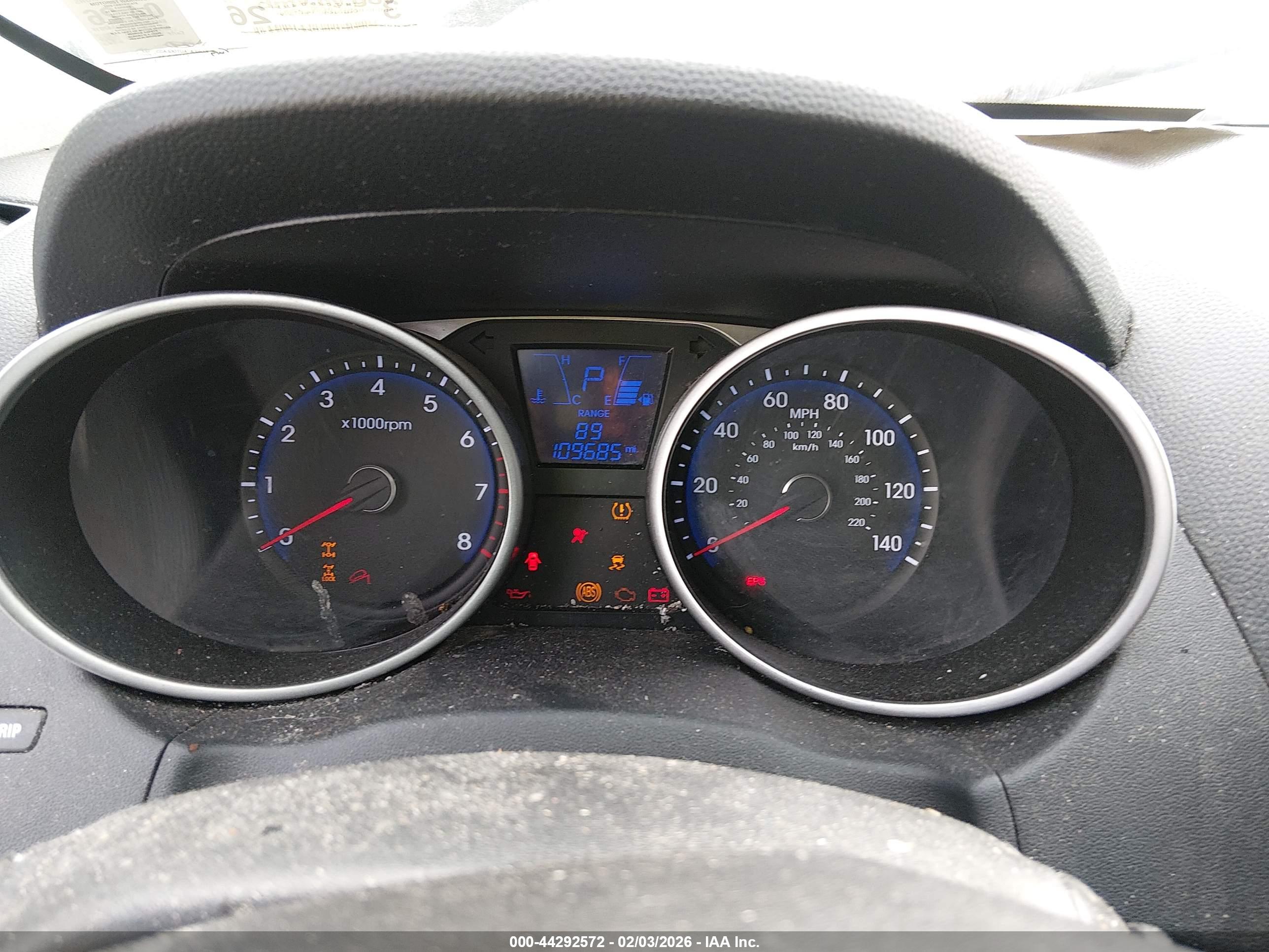HYUNDAI TUCSON image 7