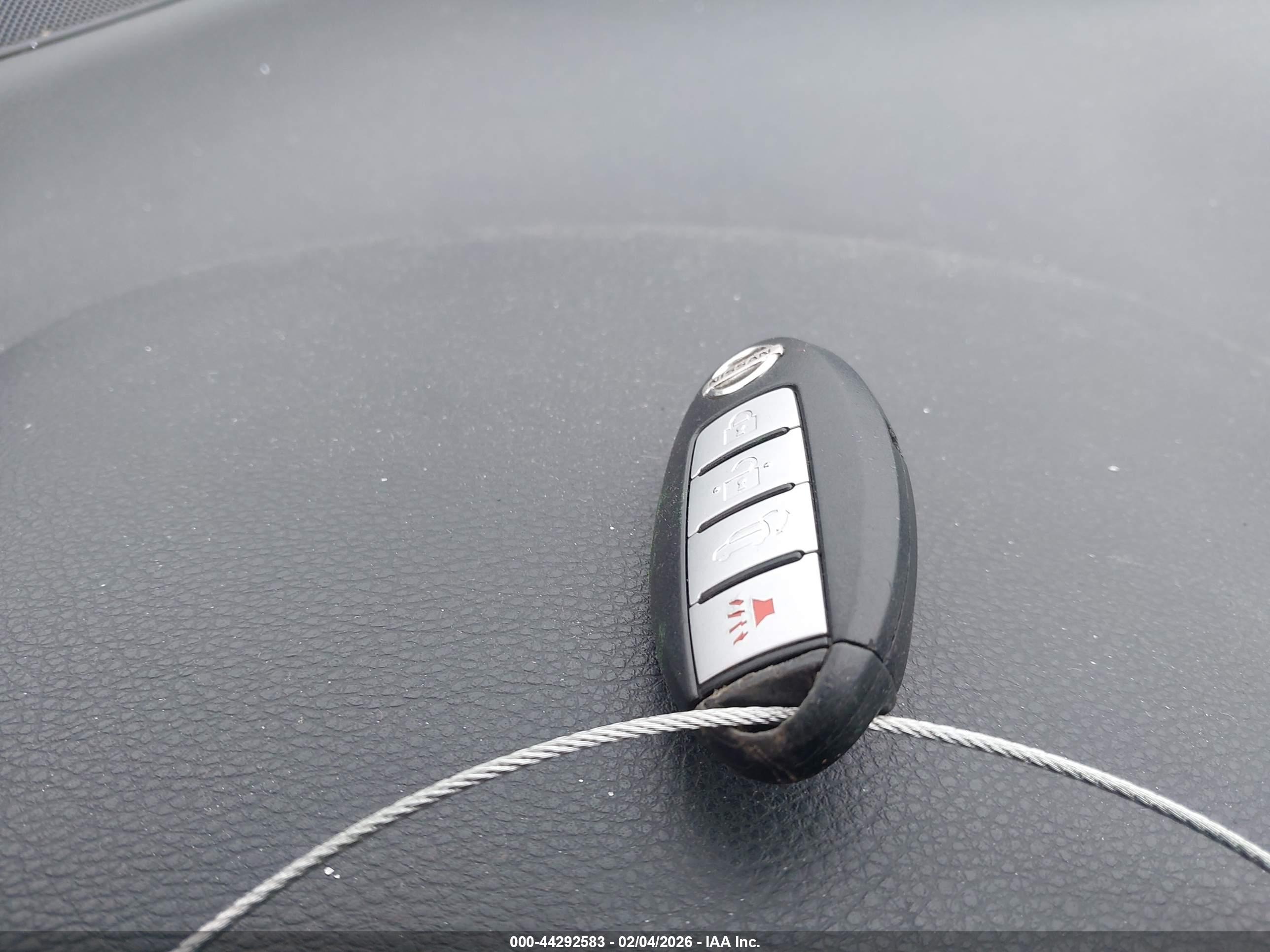NISSAN MURANO image 11