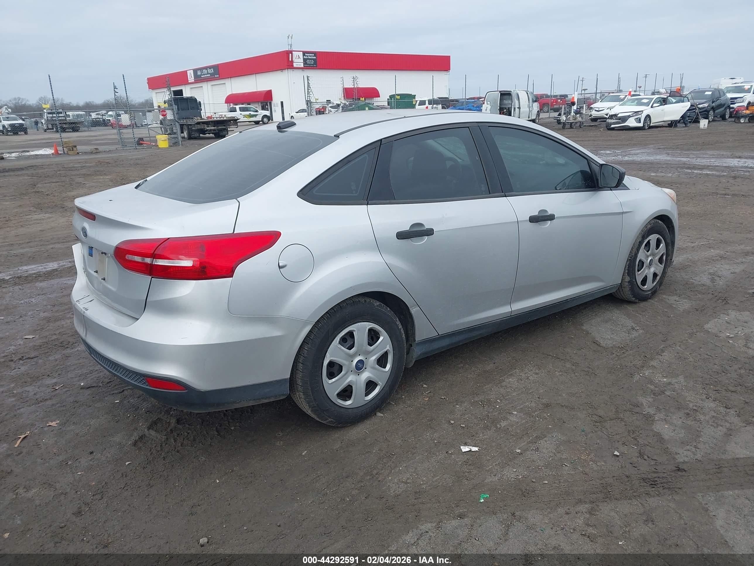 FORD FOCUS image 4