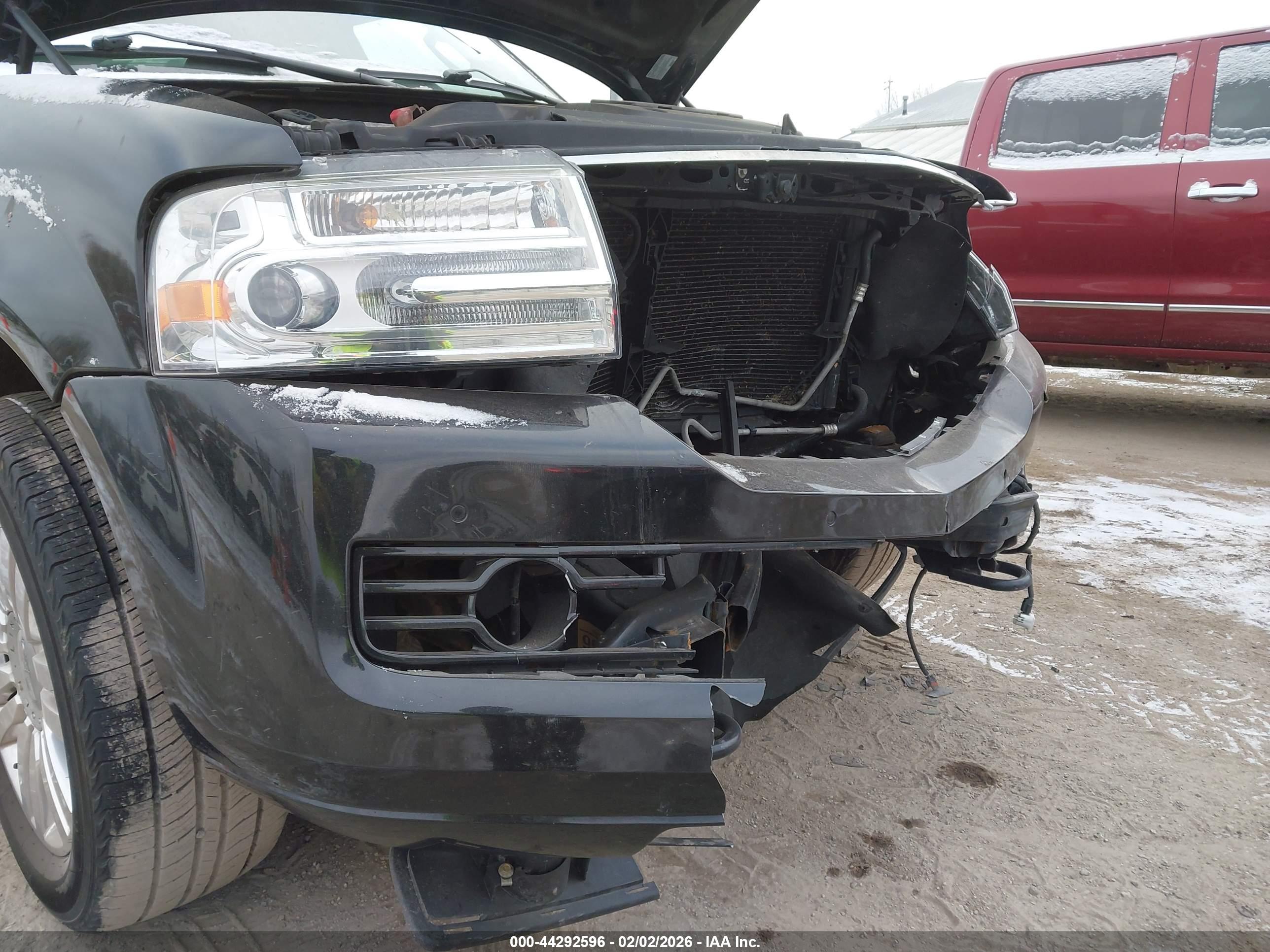 LINCOLN NAVIGATOR image 6