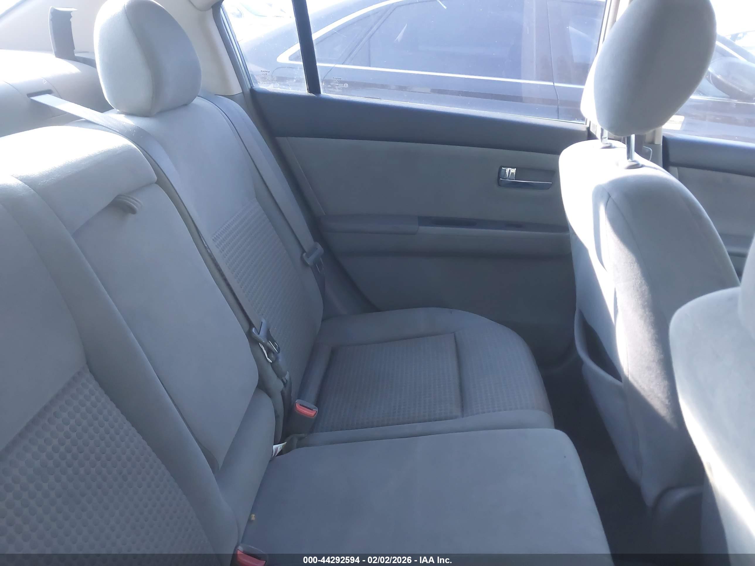 NISSAN SENTRA image 8