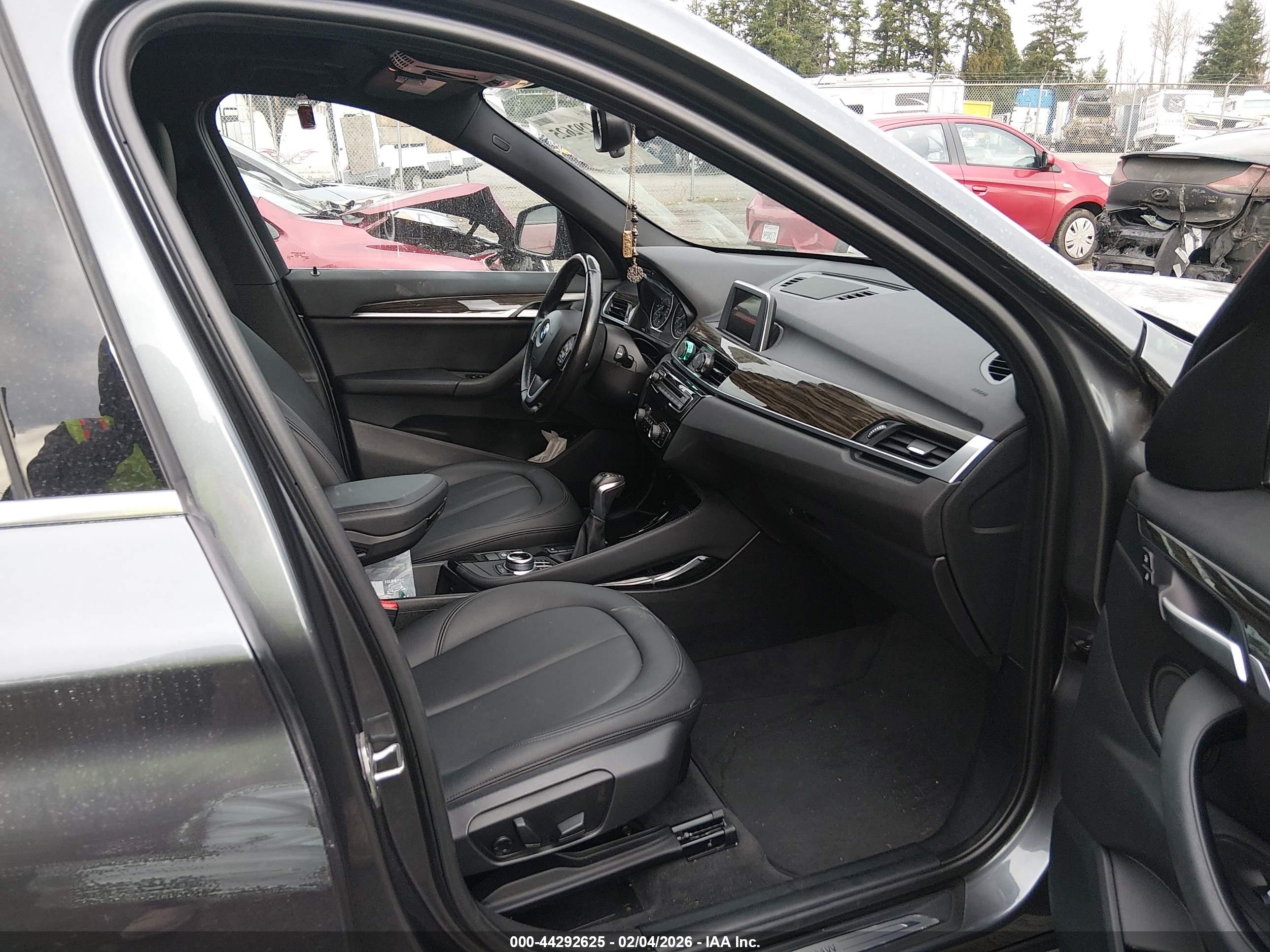 BMW X1 image 5