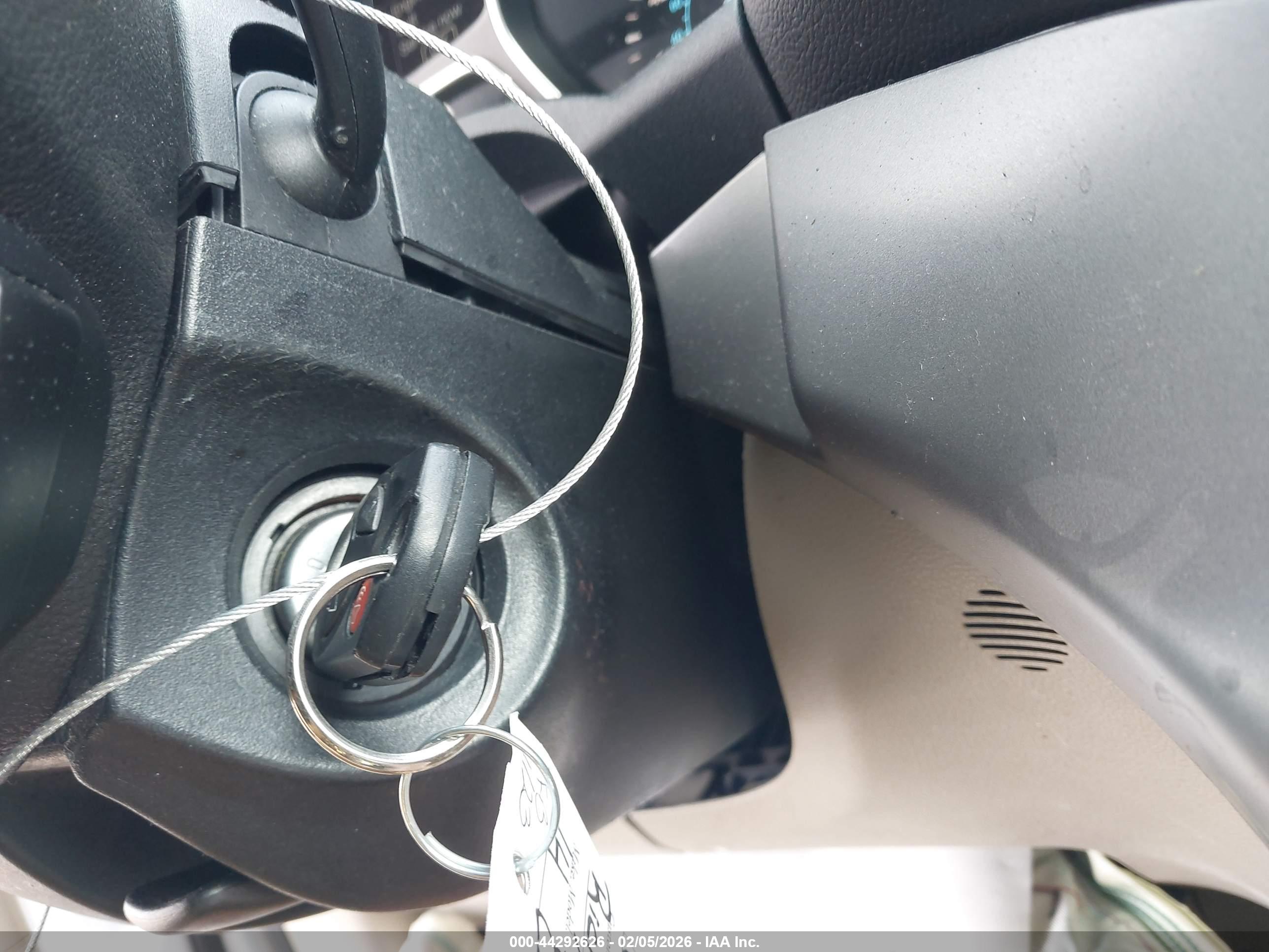 FORD ESCAPE image 11