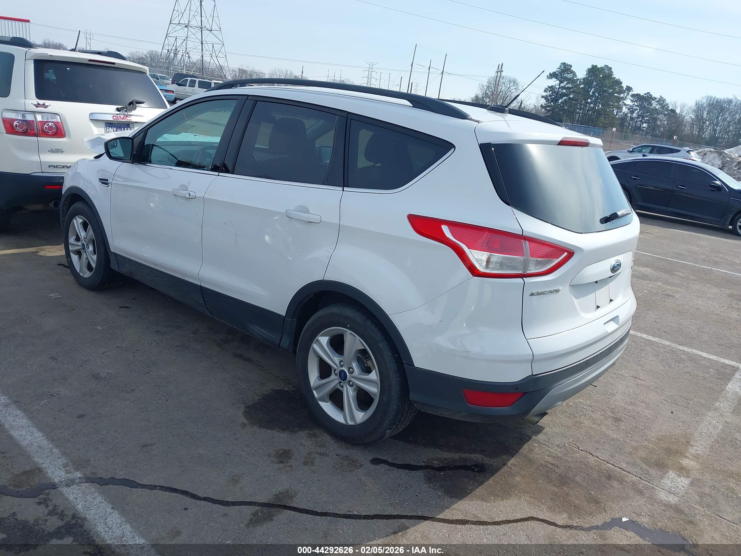 FORD ESCAPE image 3