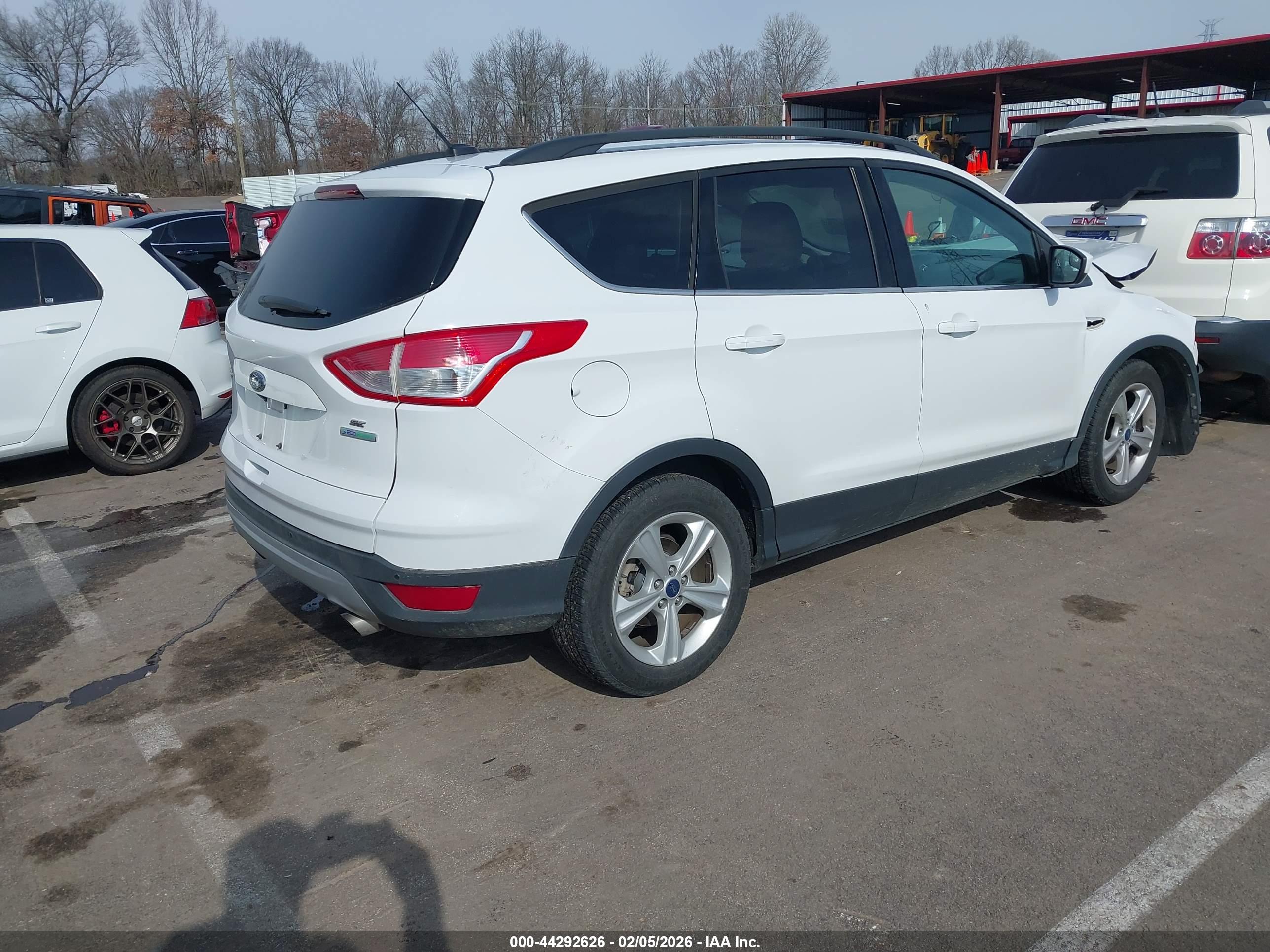 FORD ESCAPE image 4