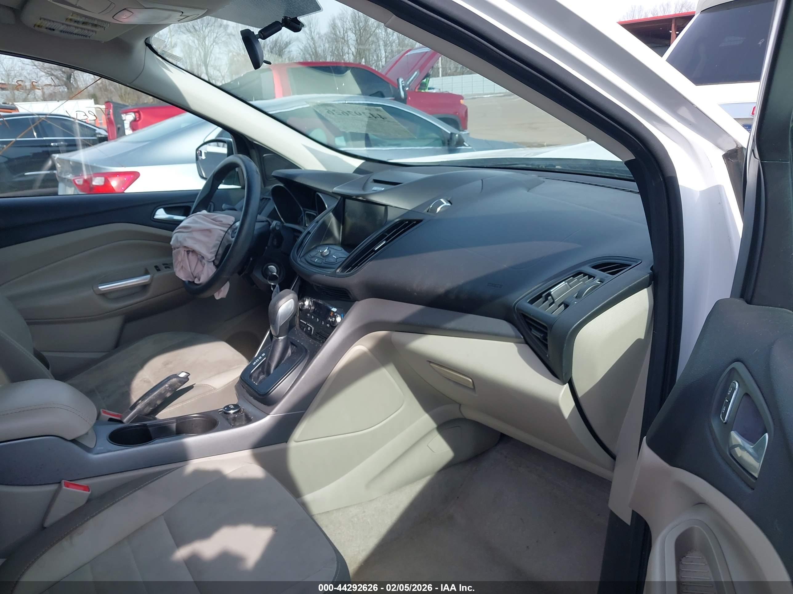 FORD ESCAPE image 5