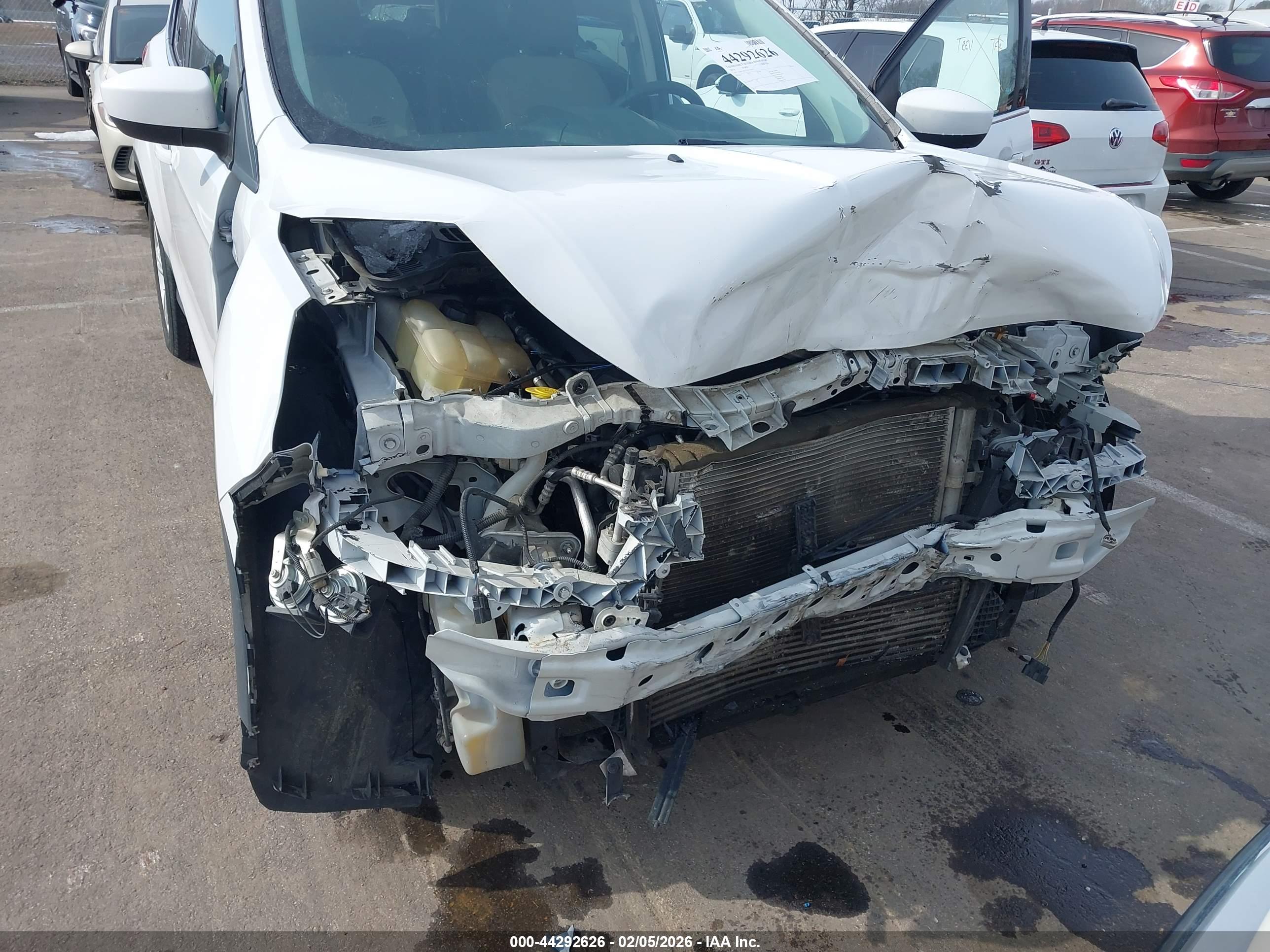 FORD ESCAPE image 6