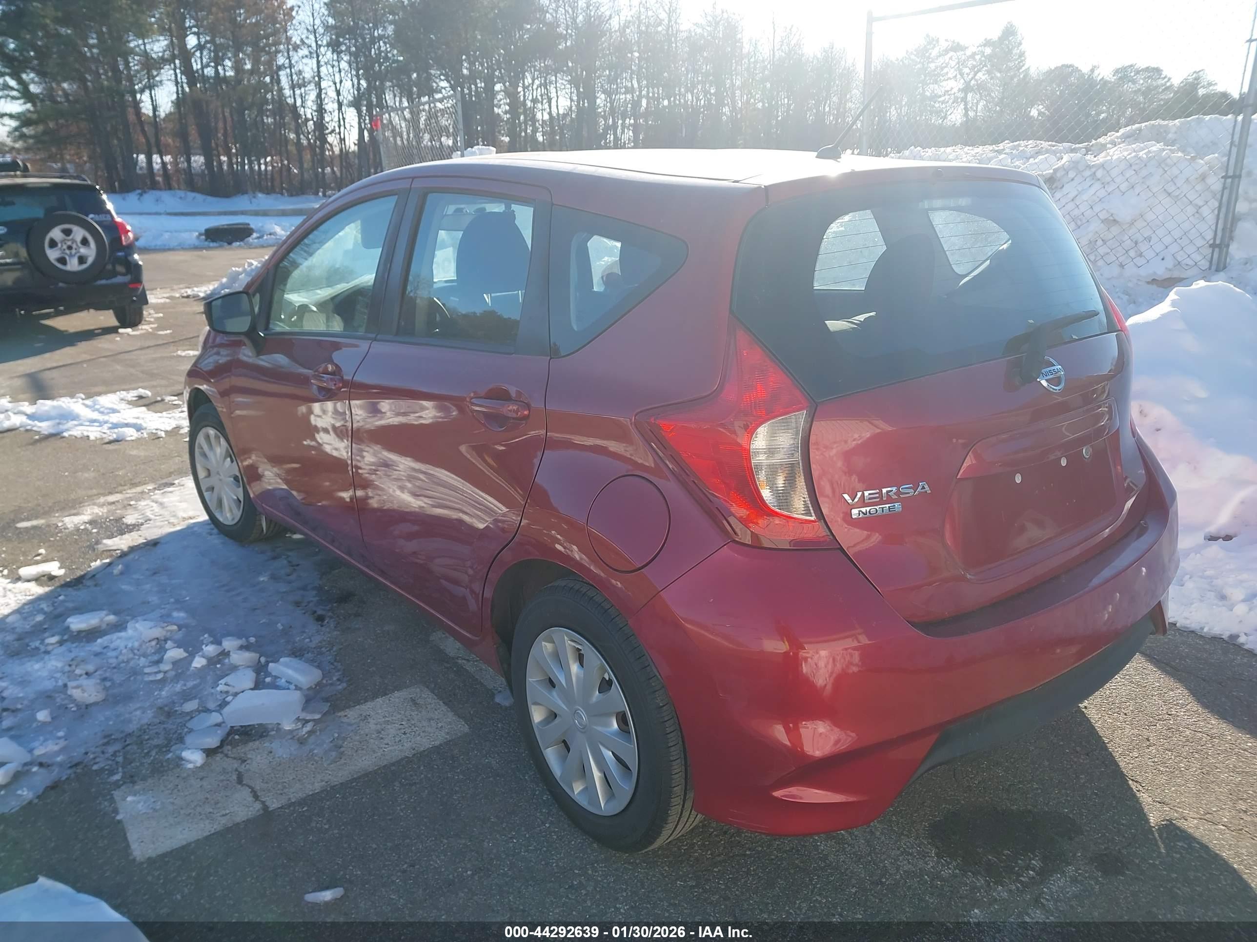NISSAN VERSA image 3