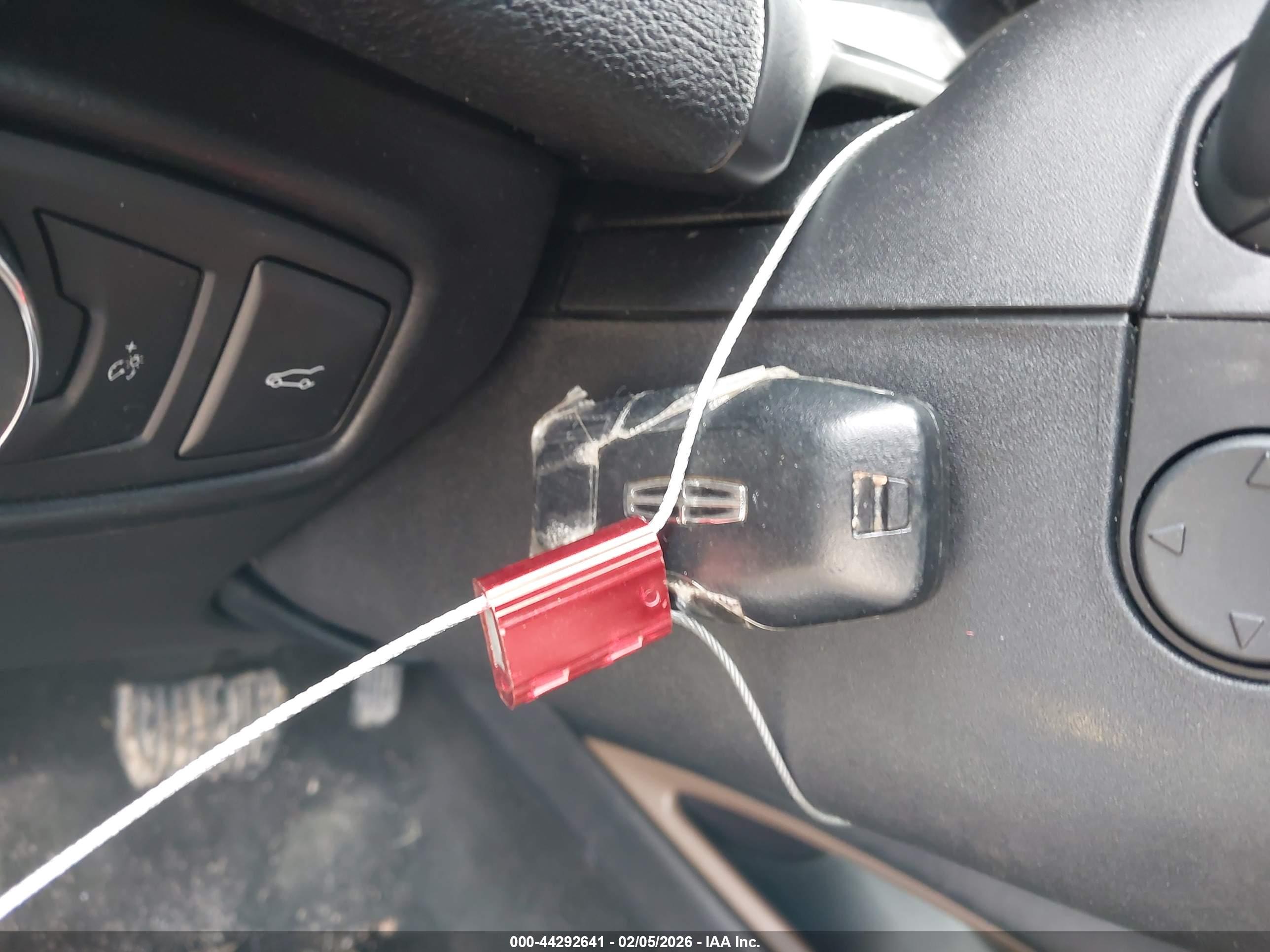 LINCOLN MKZ image 11