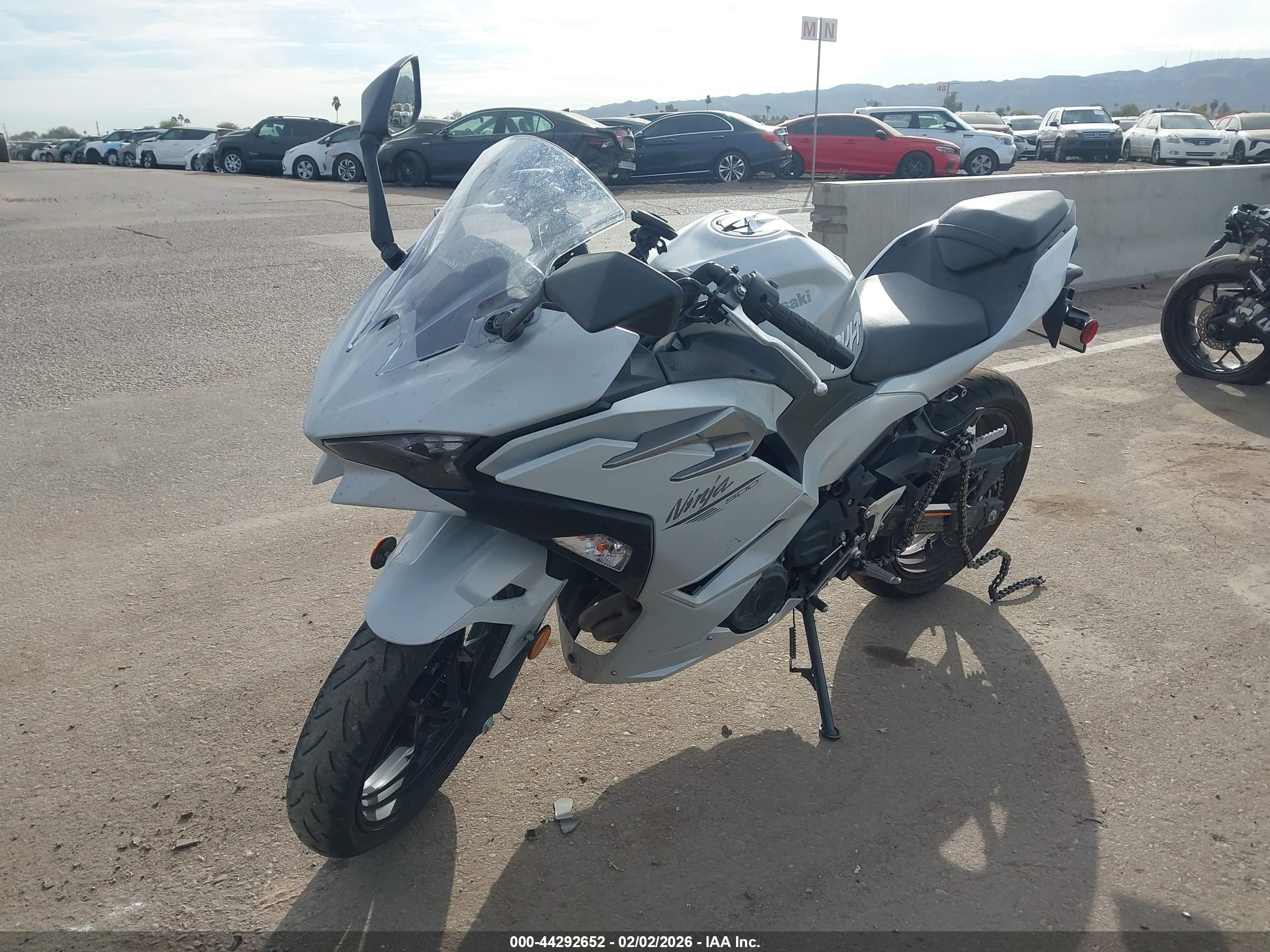 KAWASAKI EX500 image 2