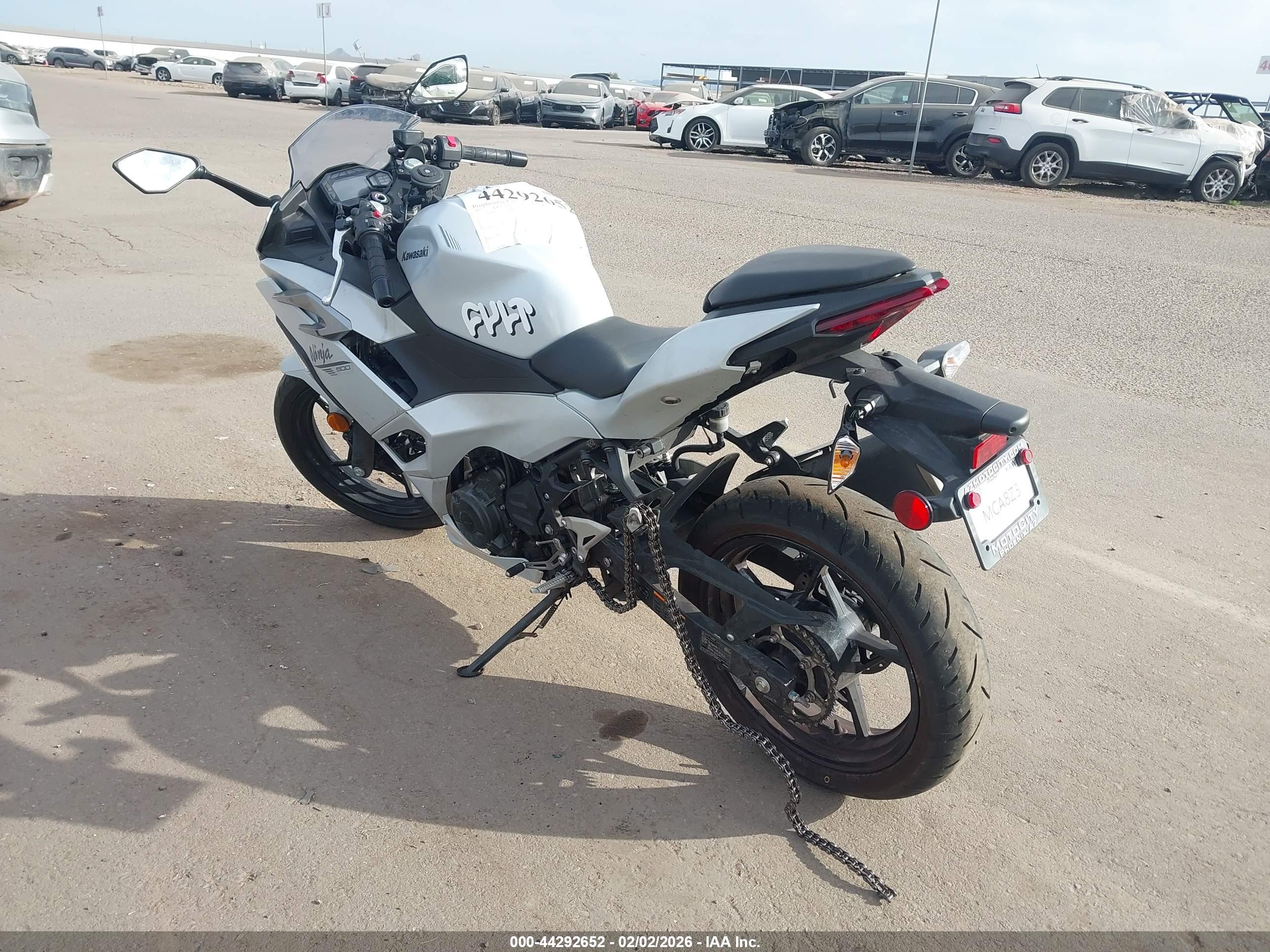 KAWASAKI EX500 image 3