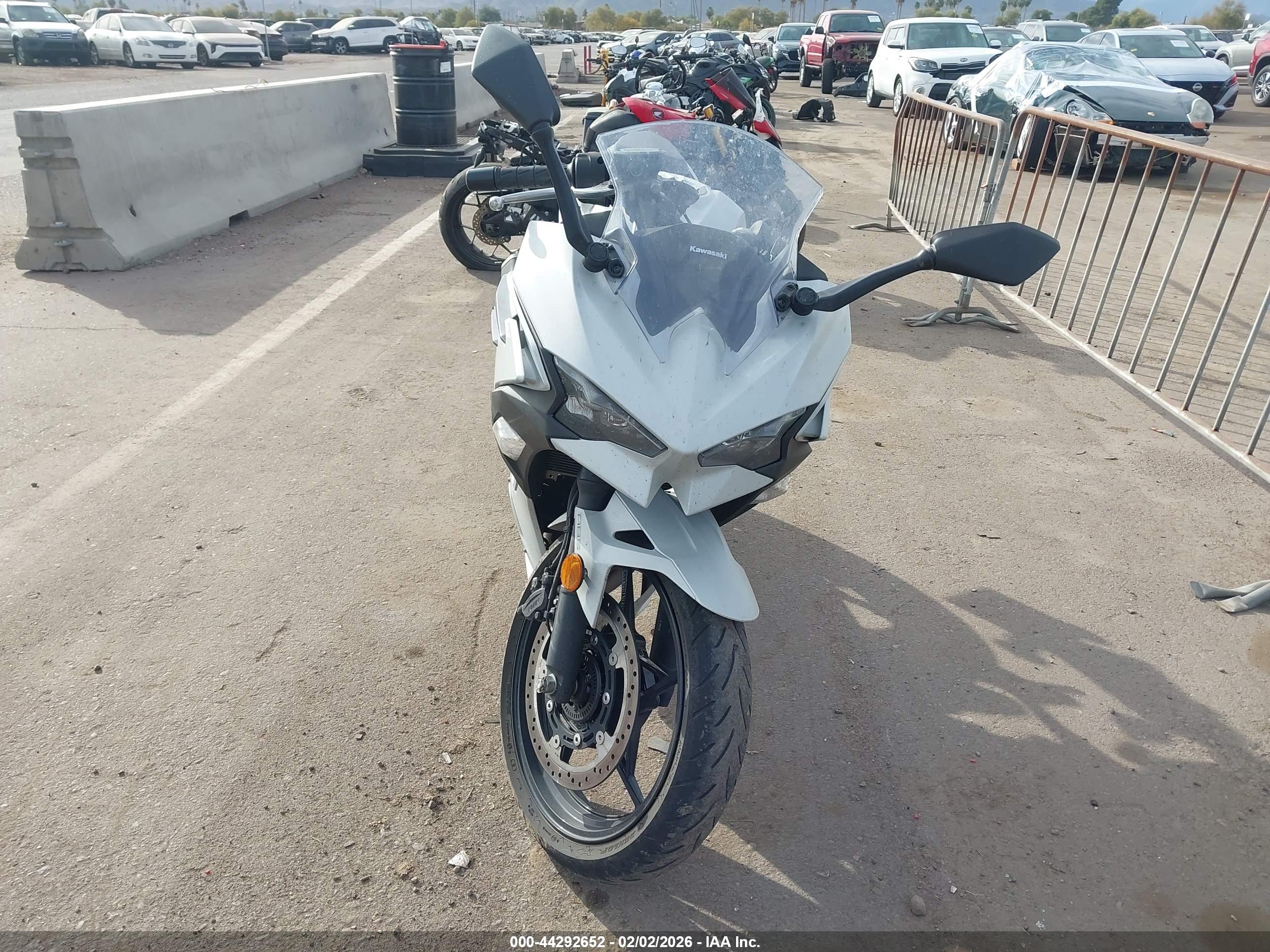 KAWASAKI EX500 image 5