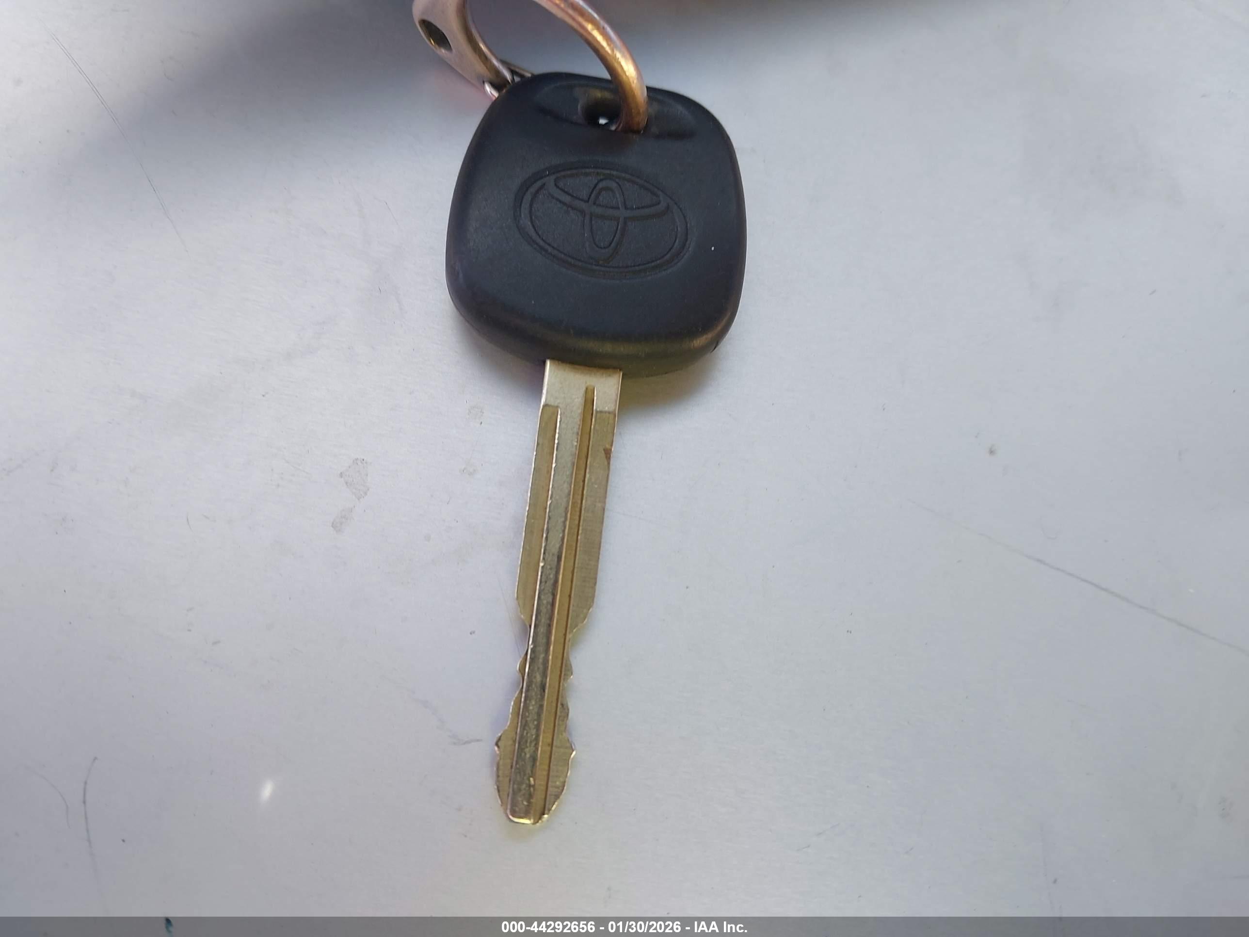 TOYOTA COROLLA image 11