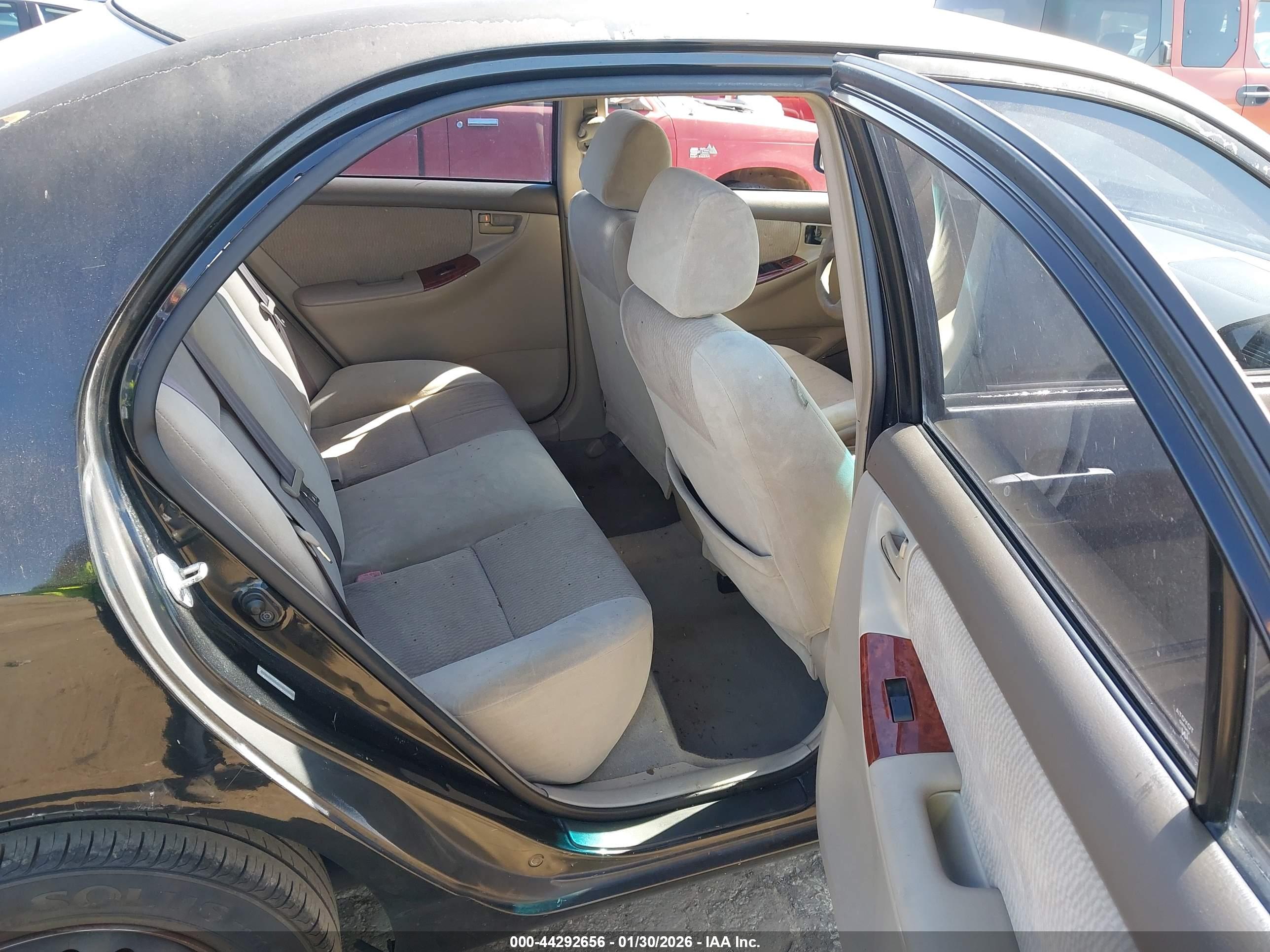 TOYOTA COROLLA image 8