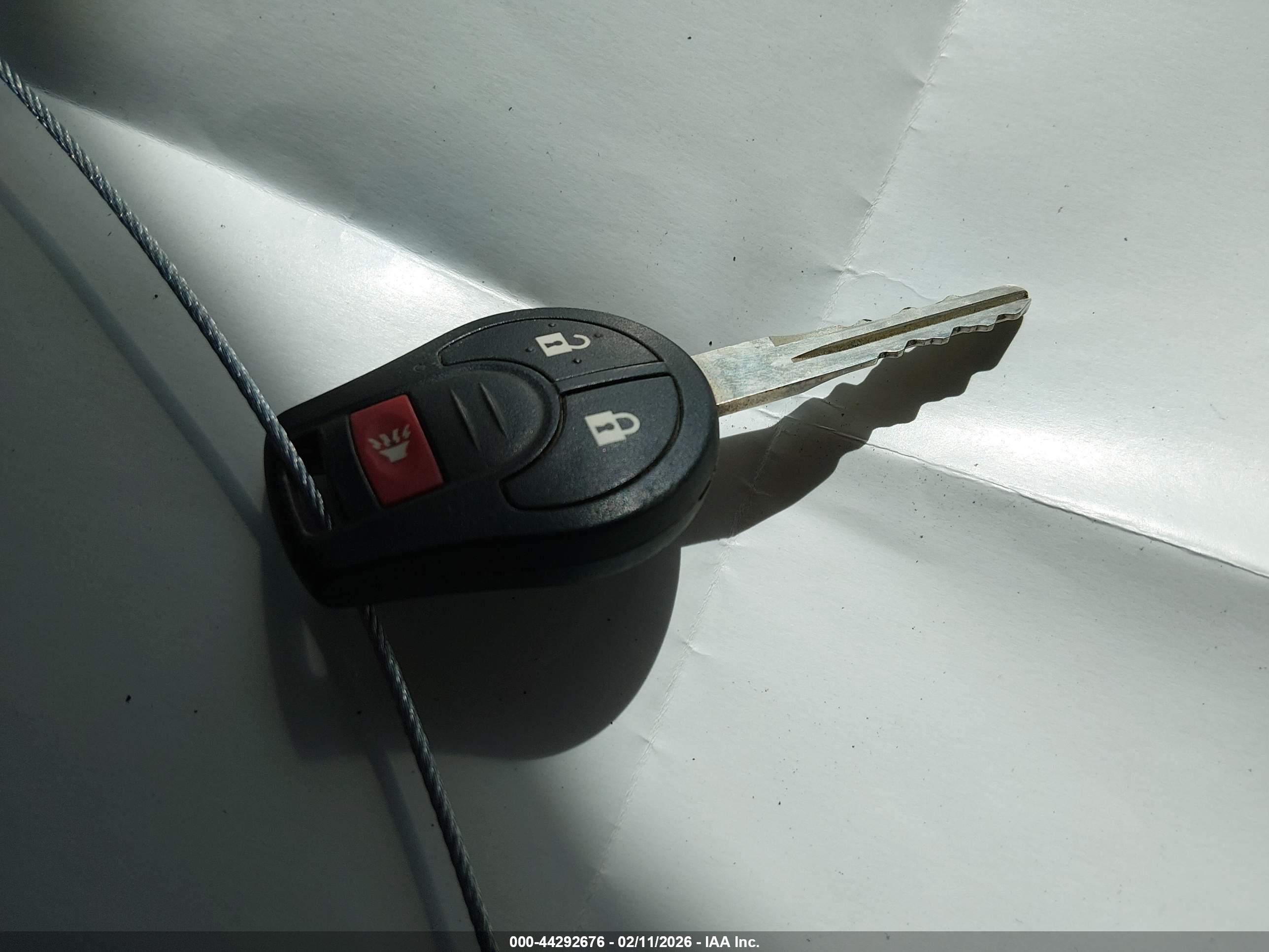 NISSAN VERSA image 11