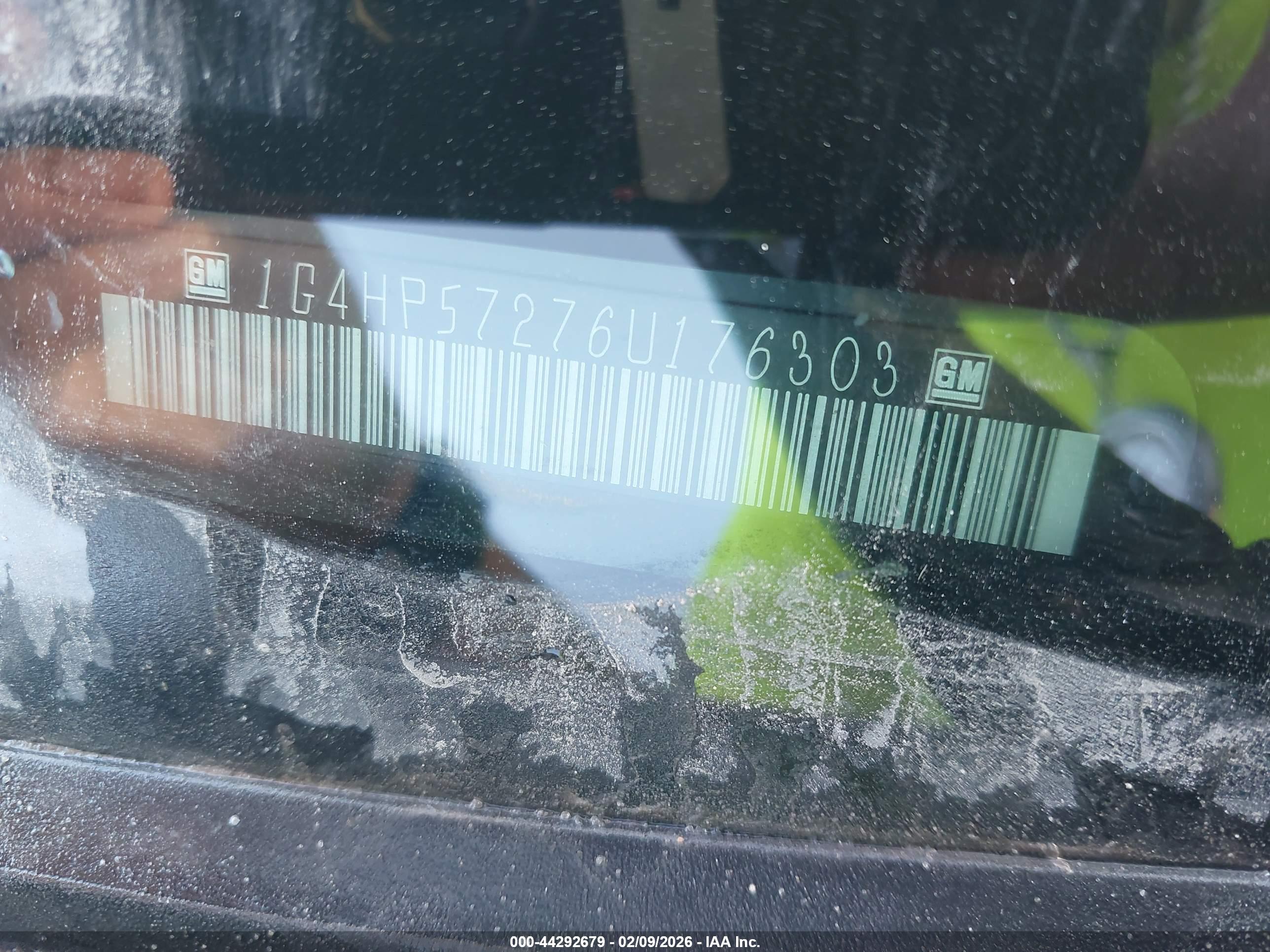 BUICK LUCERNE image 9
