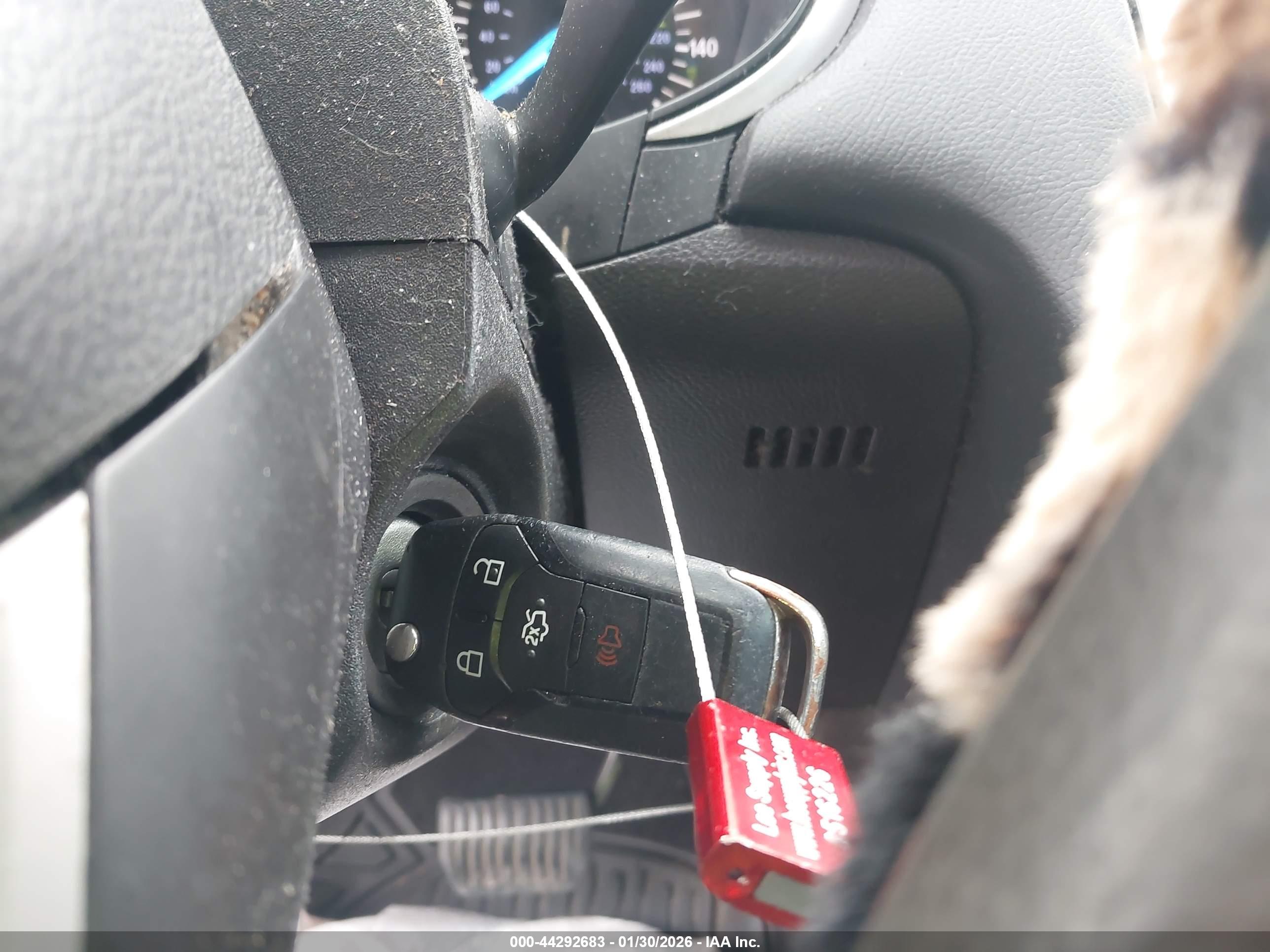 FORD FUSION image 11