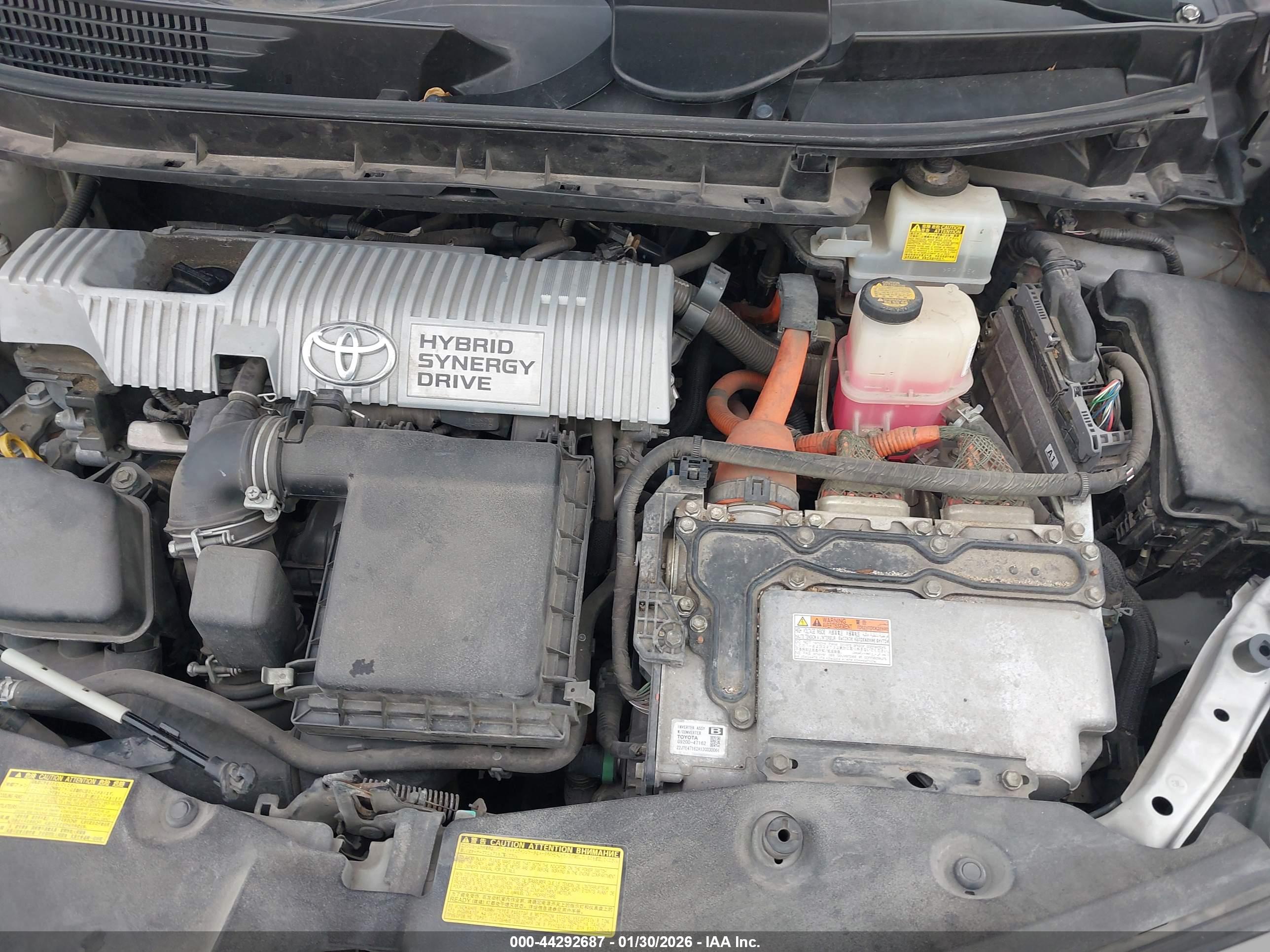 TOYOTA PRIUS image 10