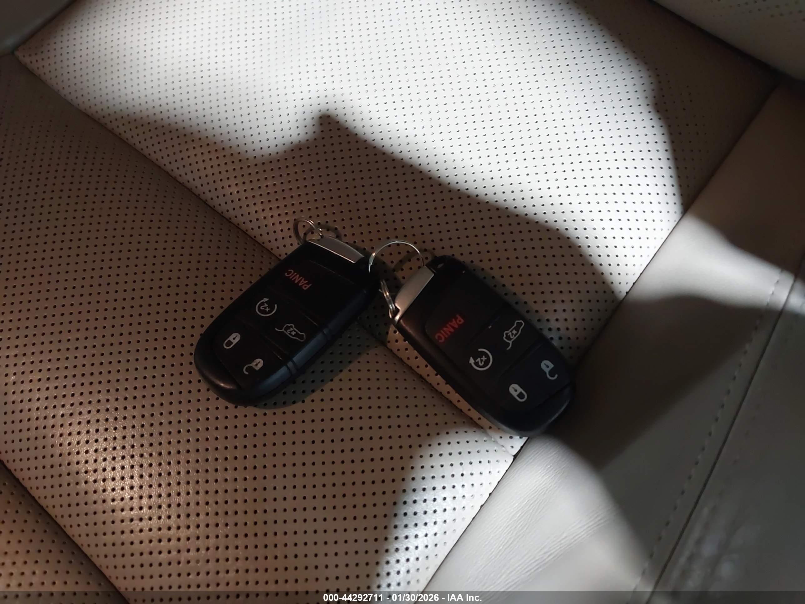 JEEP GRAND image 11