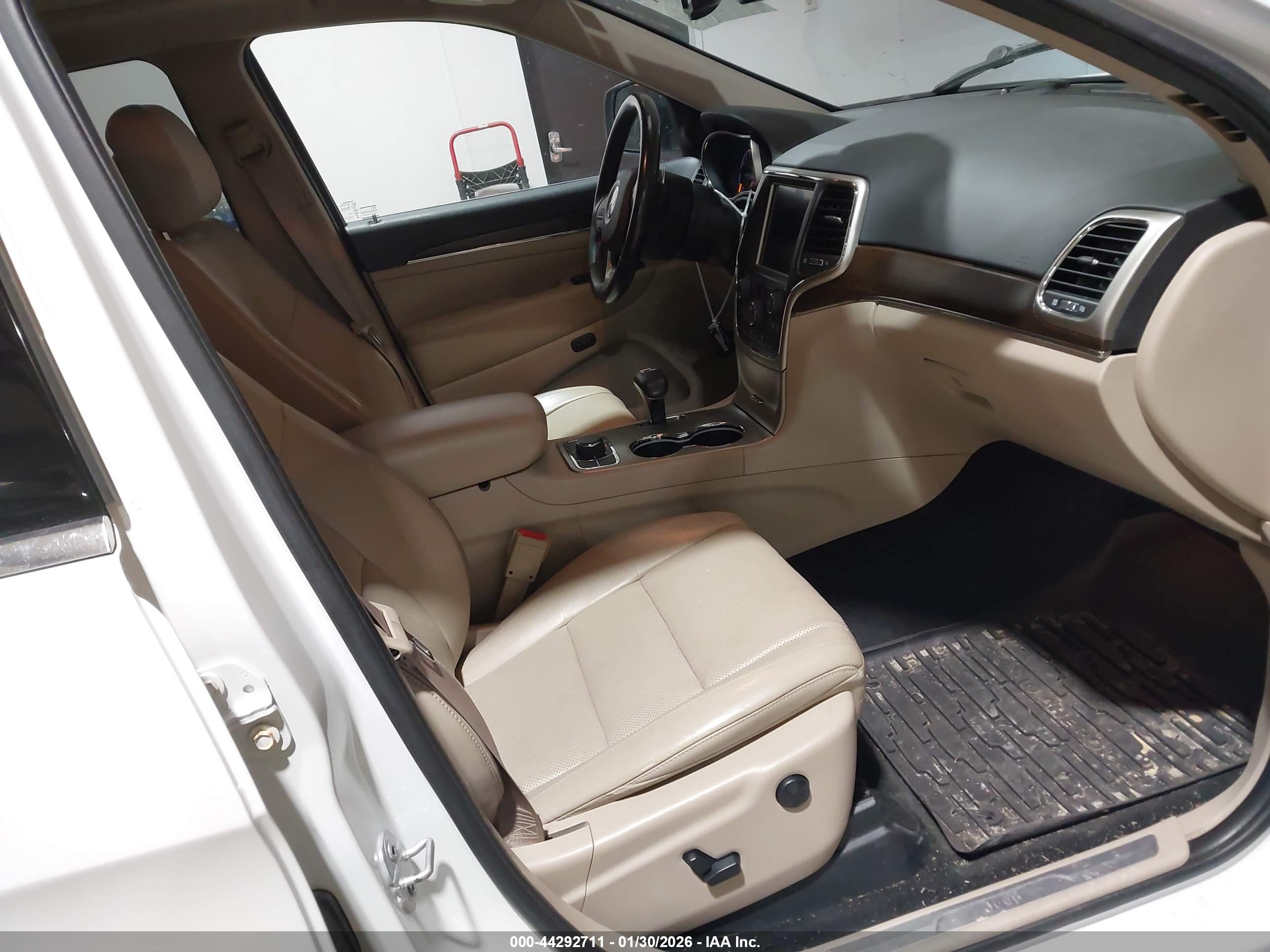 JEEP GRAND image 5