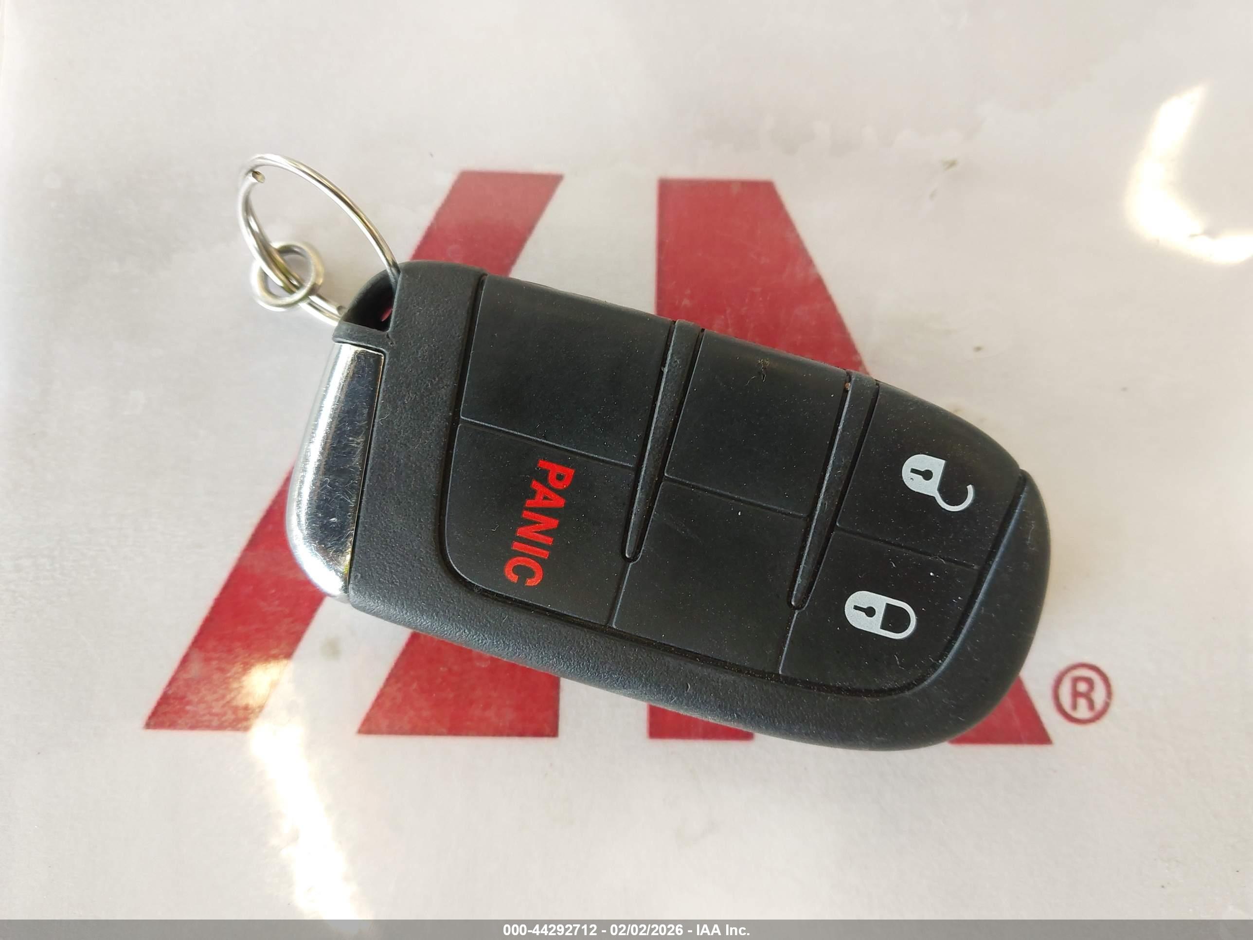 JEEP RENEGADE image 11
