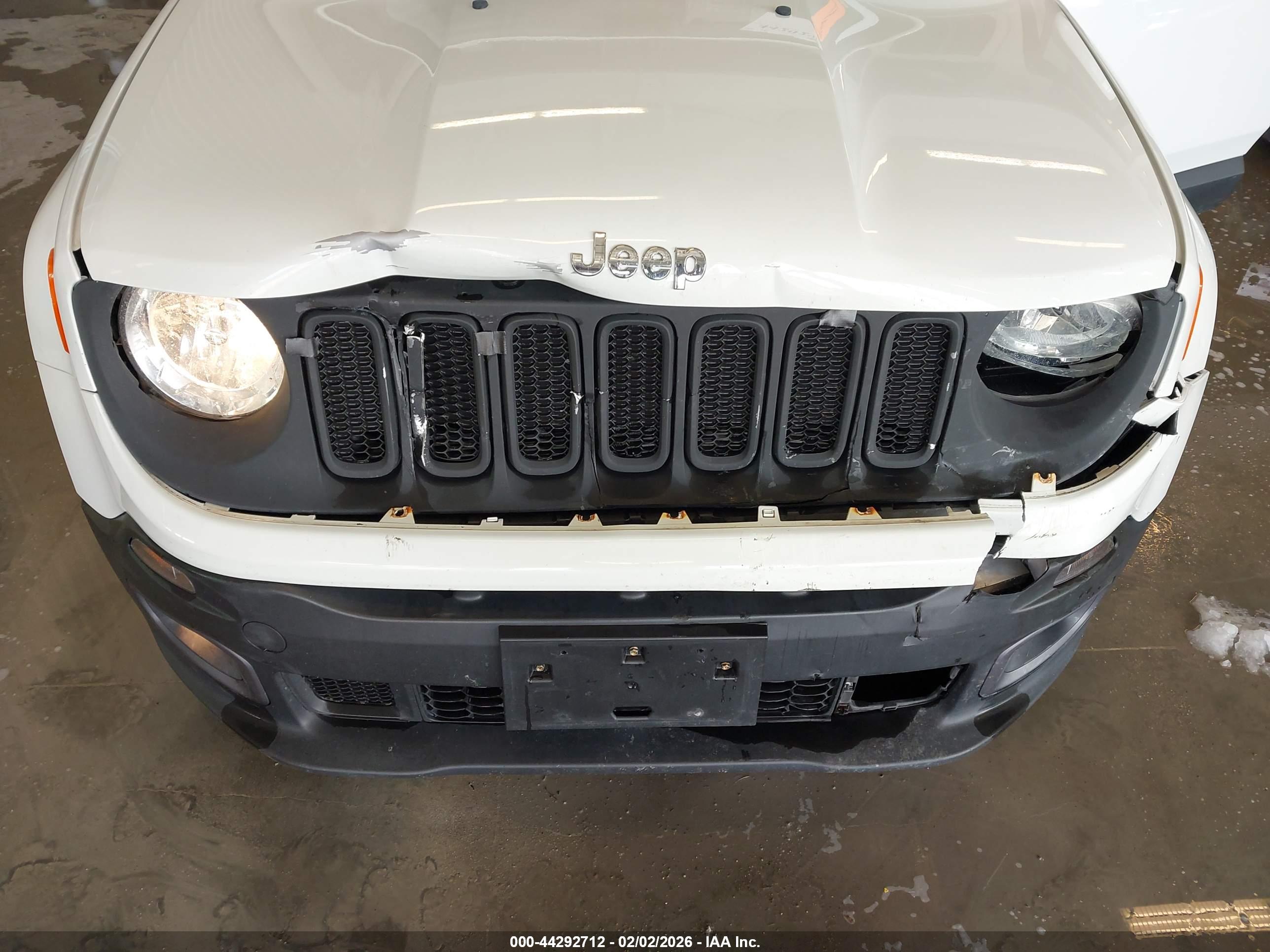 JEEP RENEGADE image 6