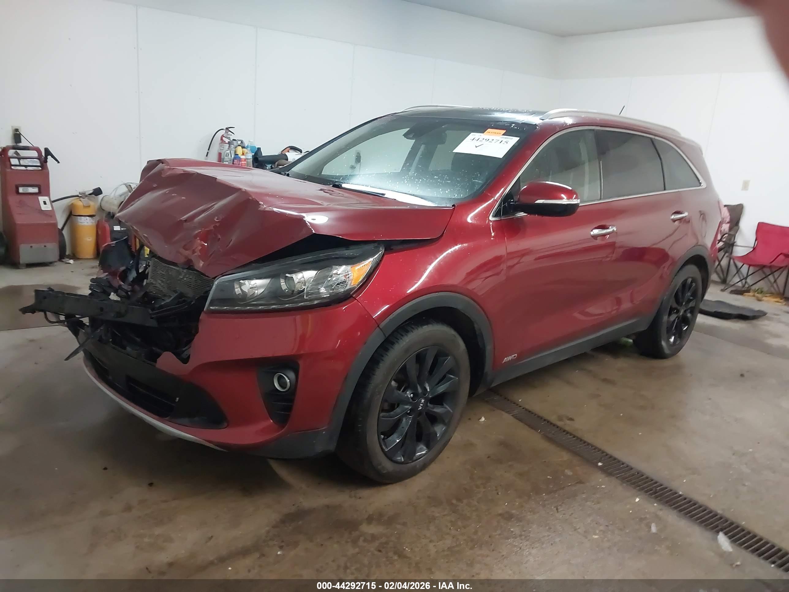 KIA SORENTO image 2