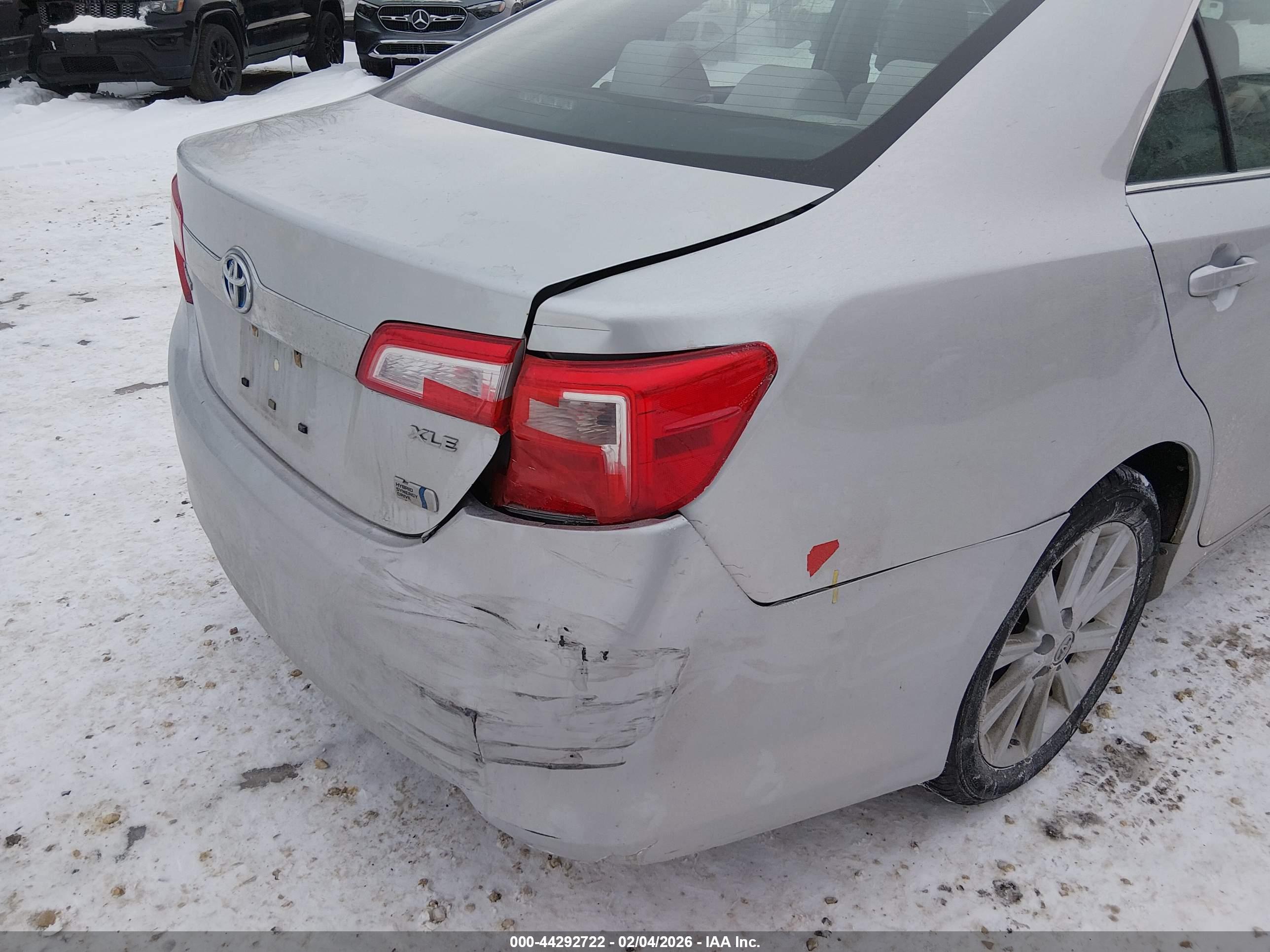 TOYOTA CAMRY image 6