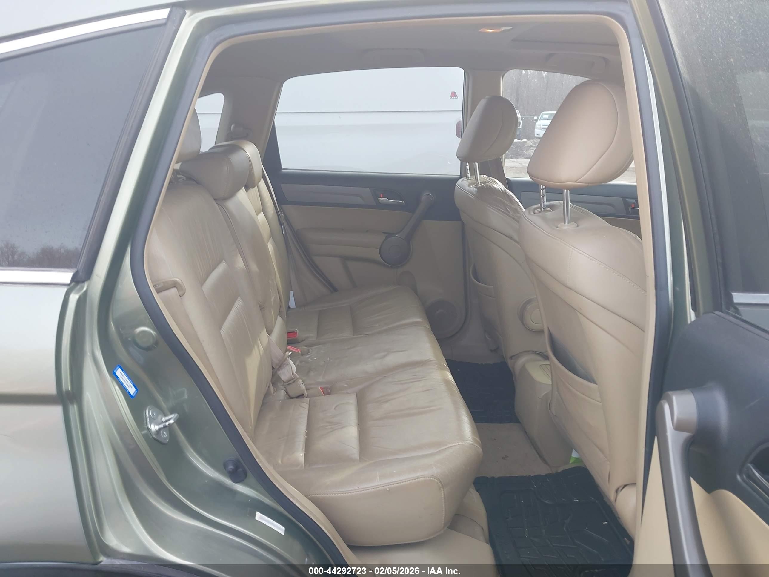 HONDA CR-V image 8