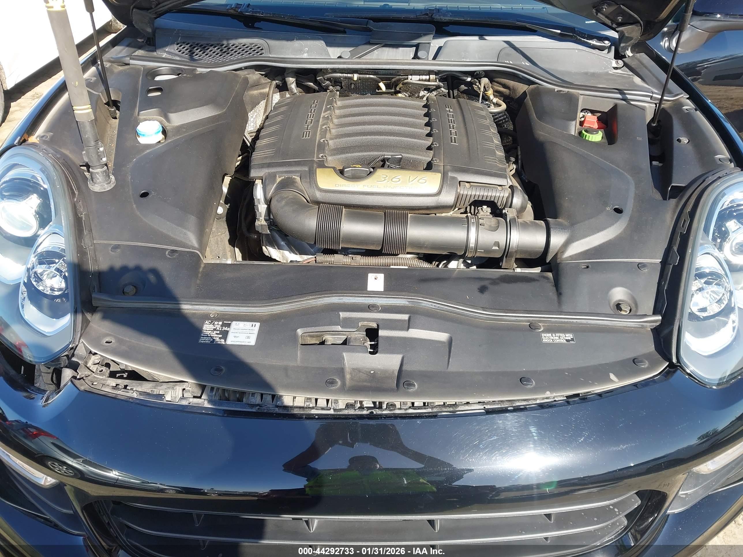 PORSCHE CAYENNE image 10