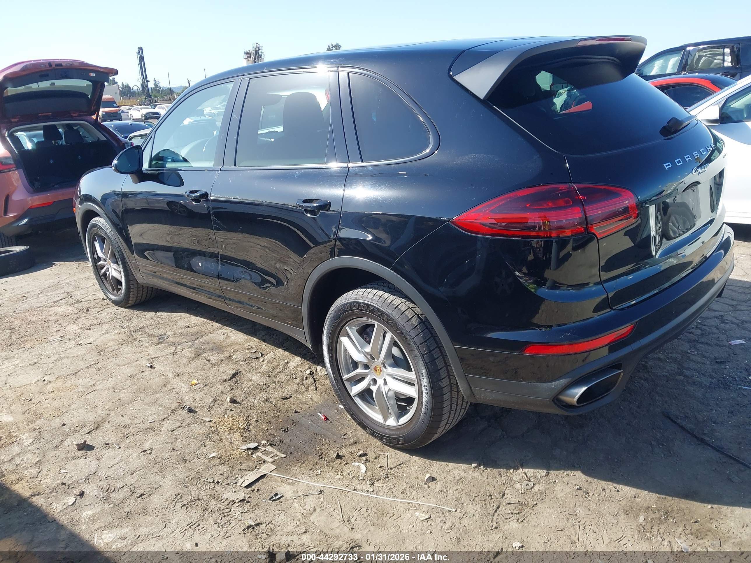 PORSCHE CAYENNE image 3