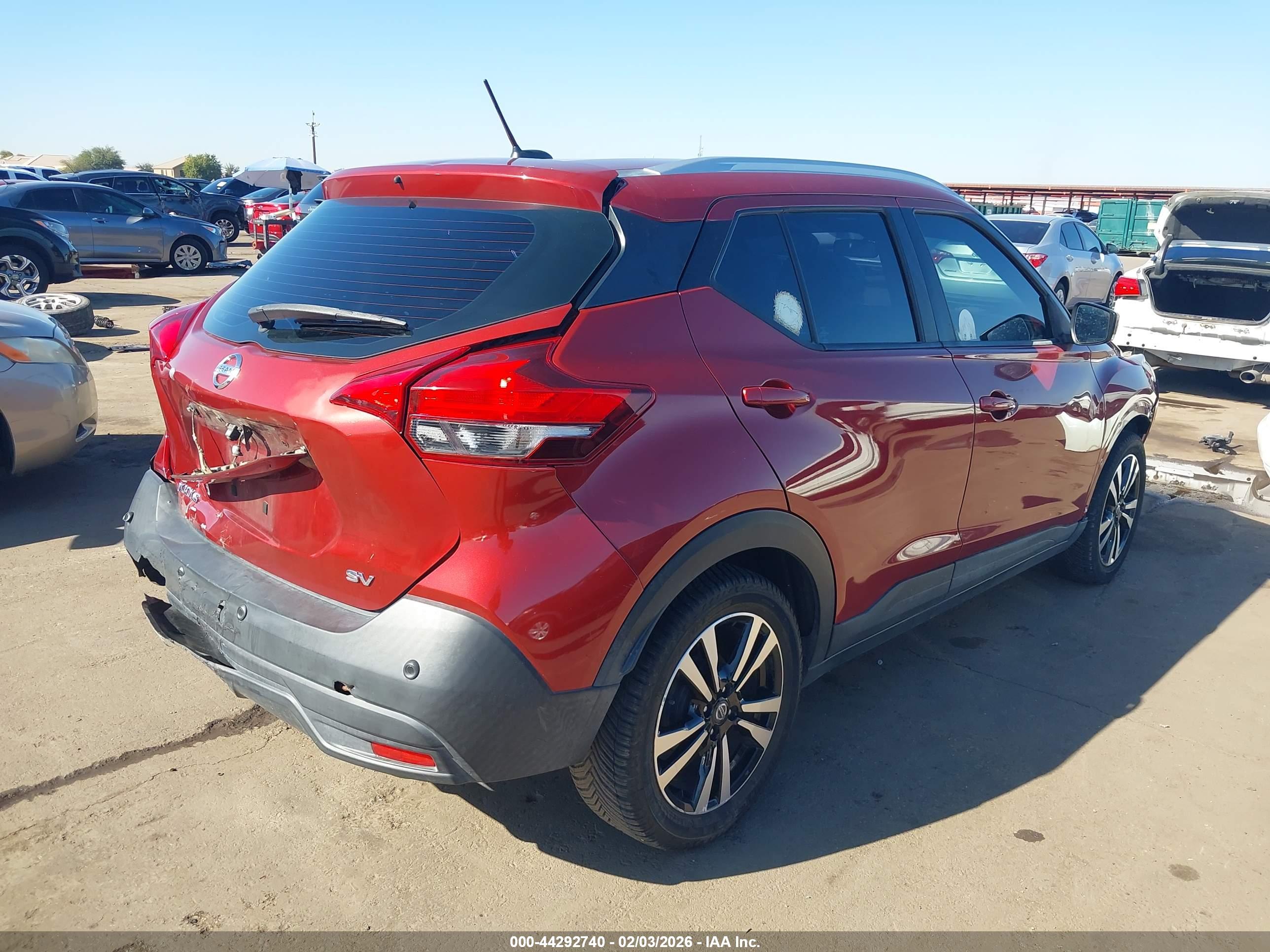 NISSAN KICKS image 4
