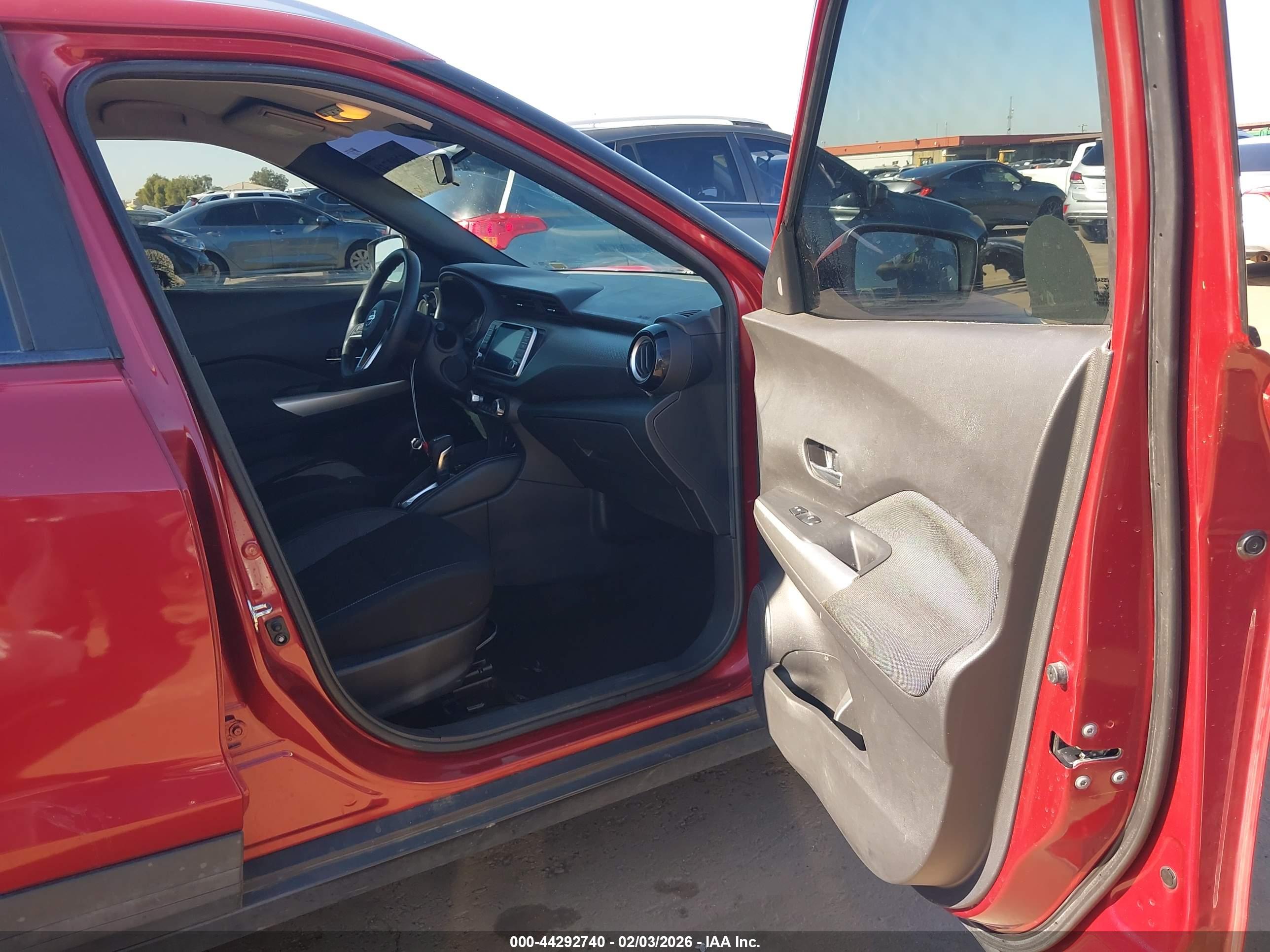NISSAN KICKS image 5