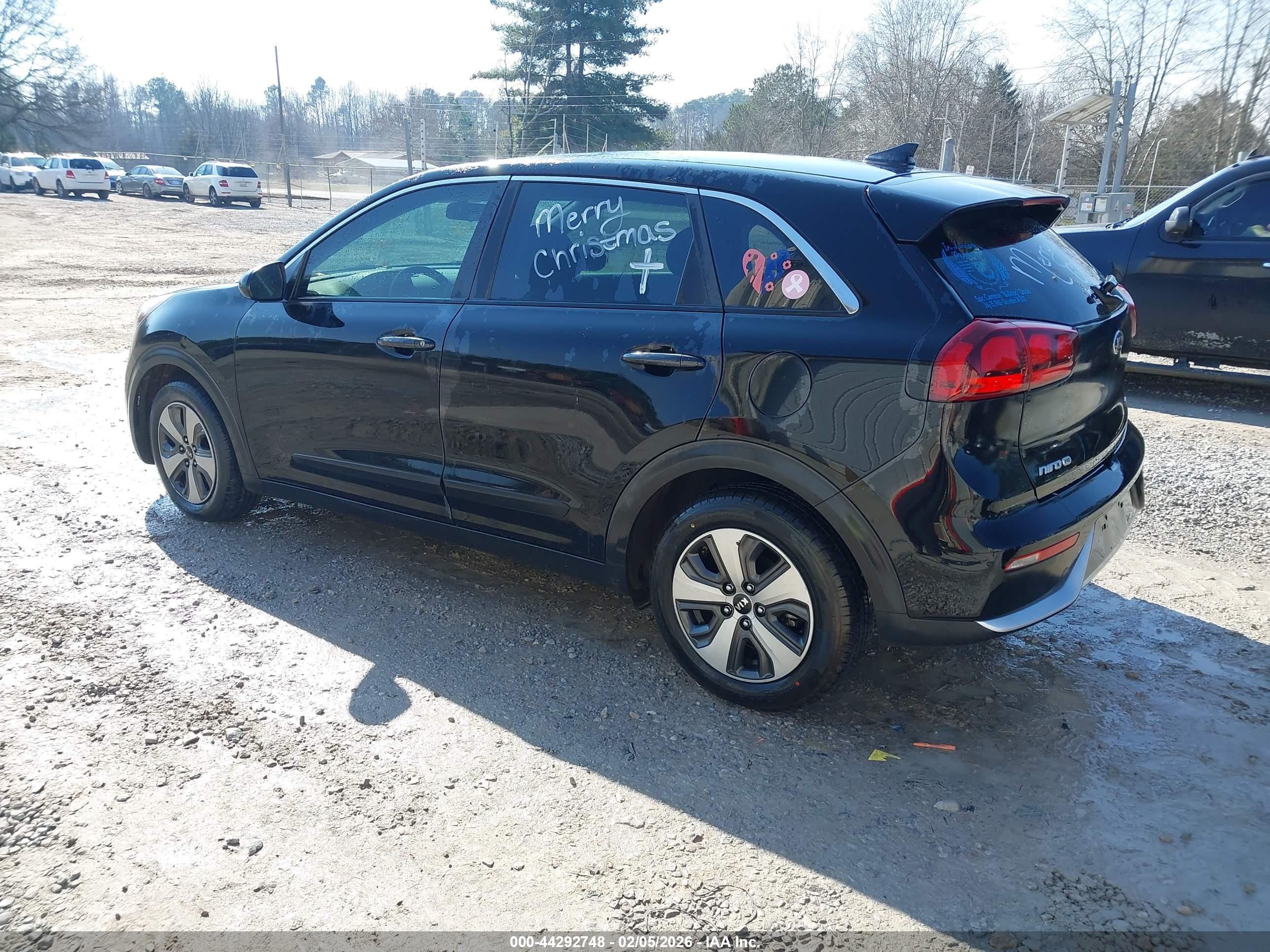 KIA NIRO image 3