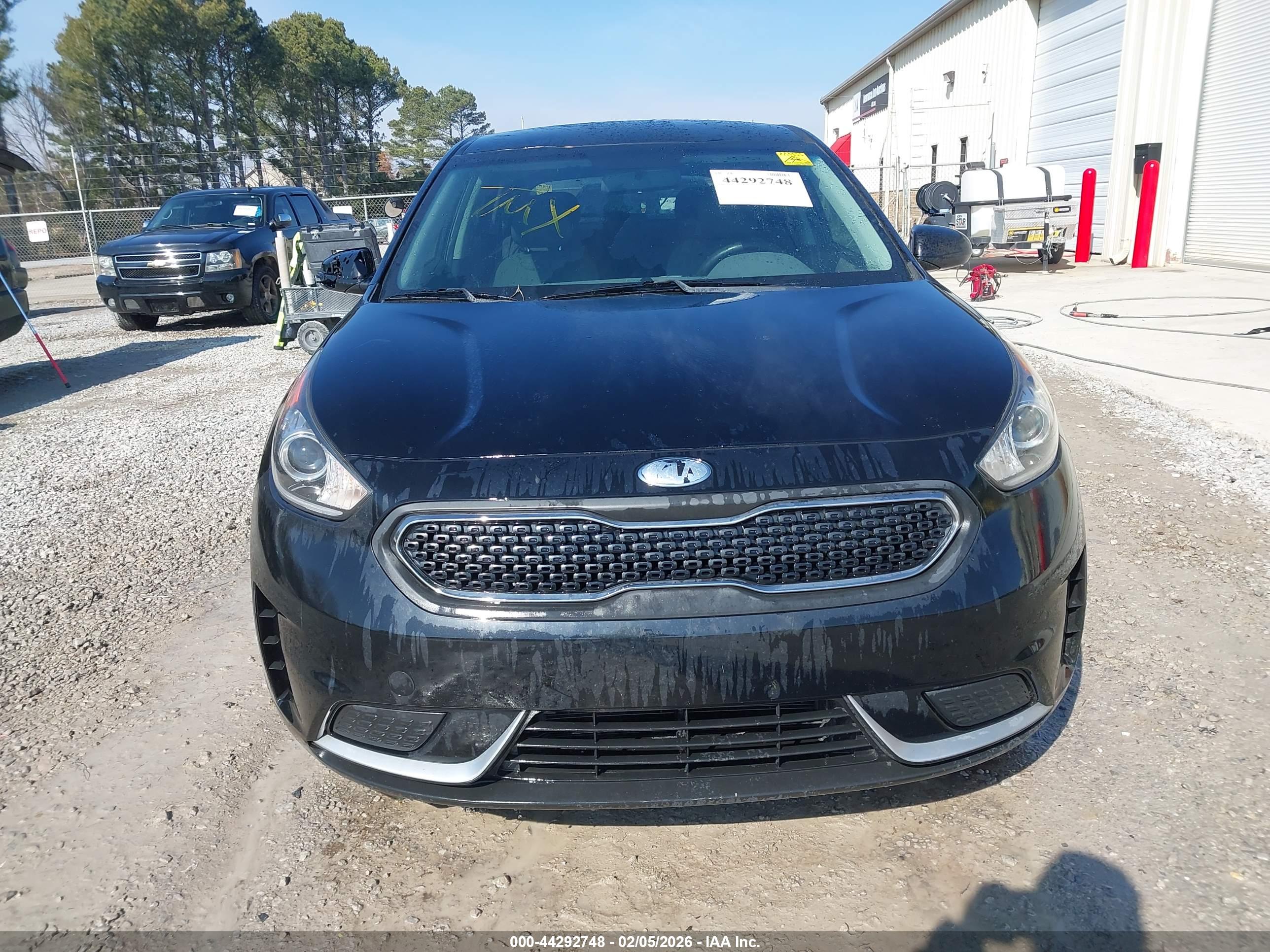 KIA NIRO image 6